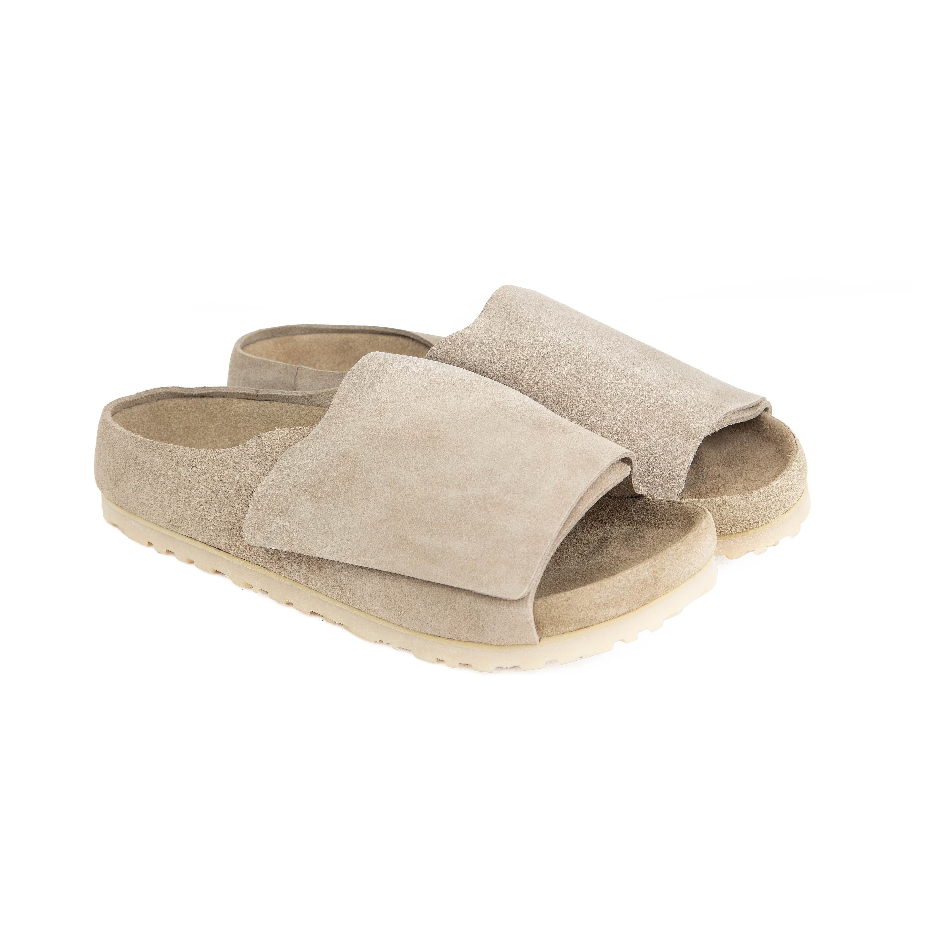 Fear of God x Birkenstock Los Feliz Suede Sandals - Taupe
