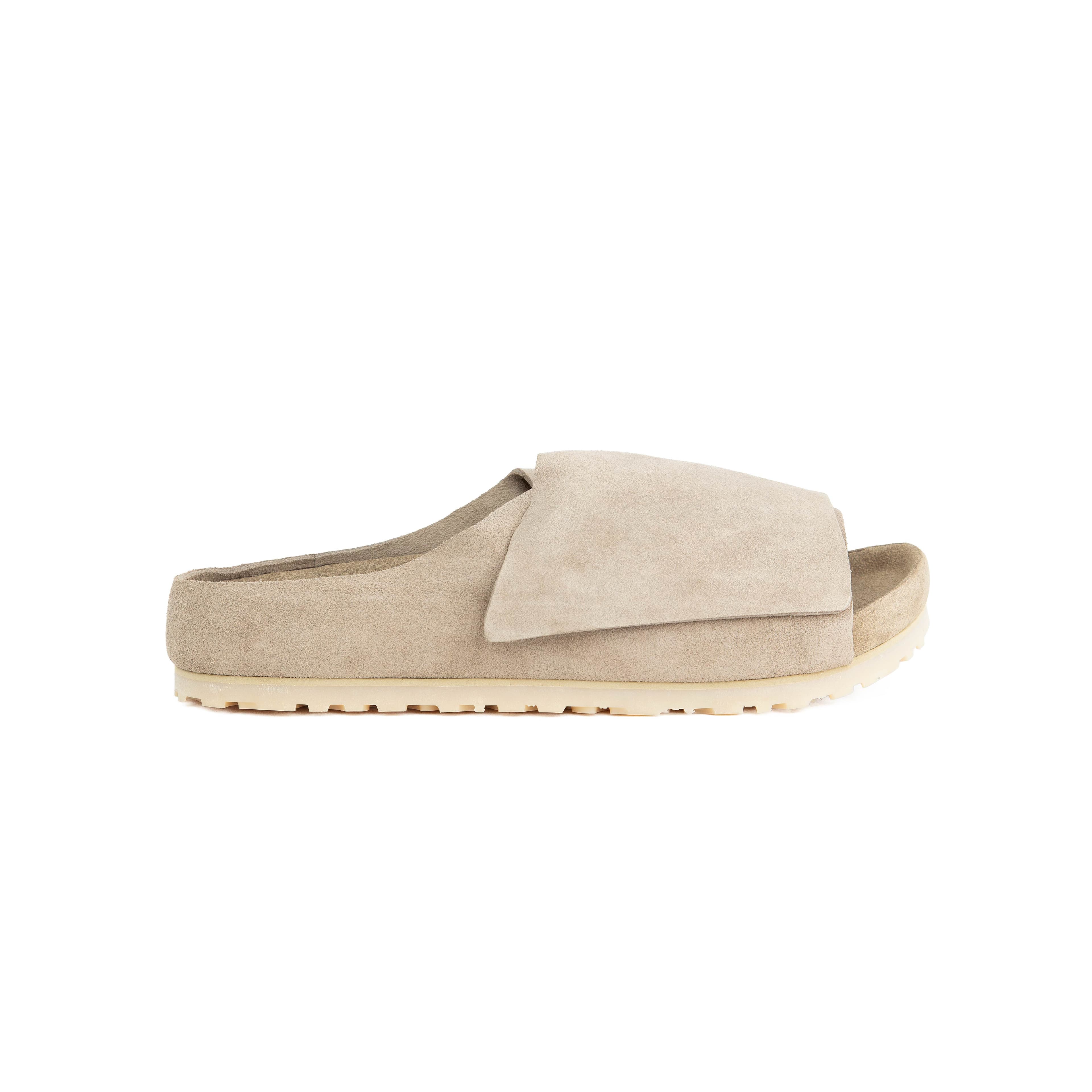 Fear of God x Birkenstock Los Feliz Suede Sandals - Taupe