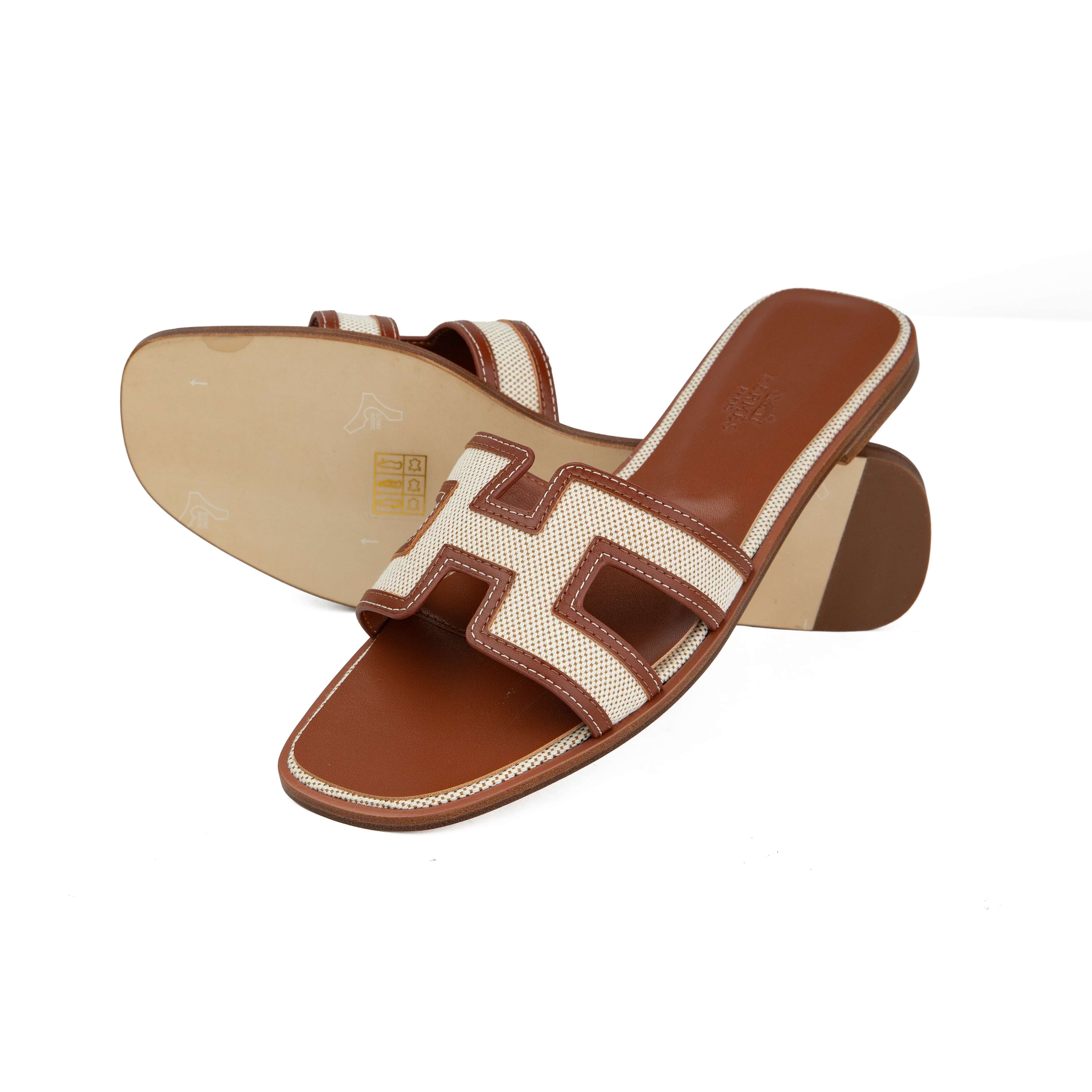 Hermès Oran Canvas Sandals - Gold Leather & Écru H-Slide