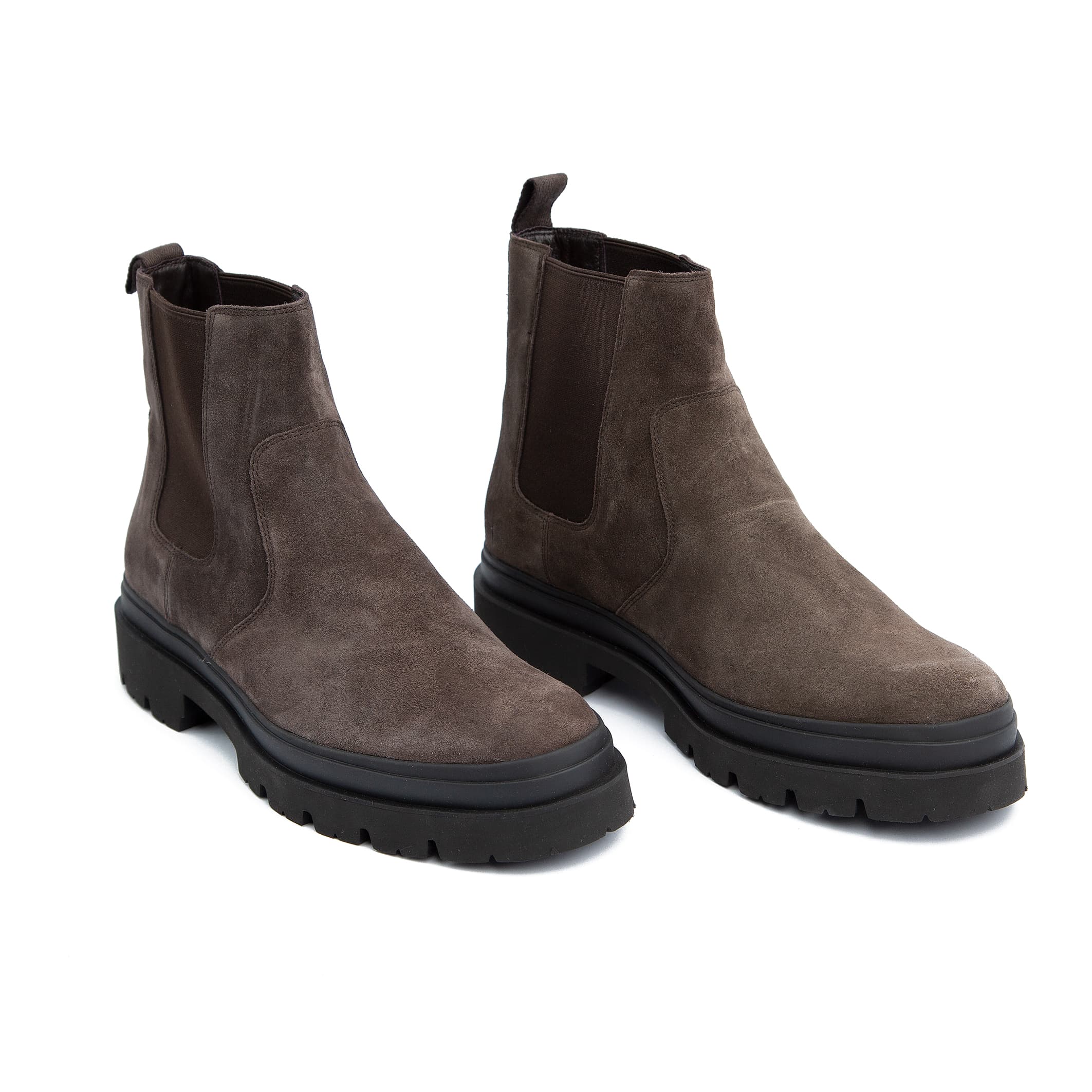 Men's Brown Vince Reggio Chelsea Boots with Black Lug Sole for Style & Comfort