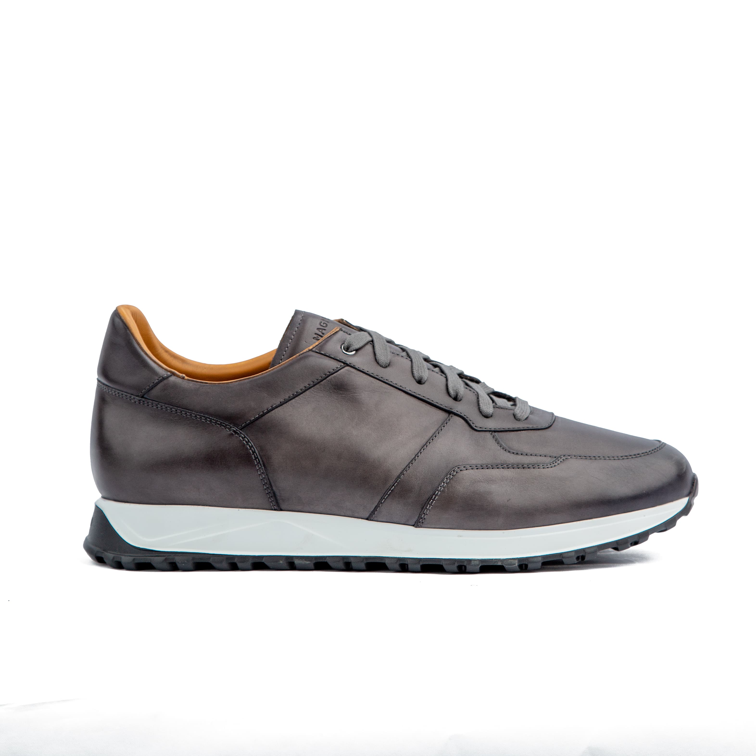 Magnanni Fado Leather Low Top Sneakers | Agu.ng