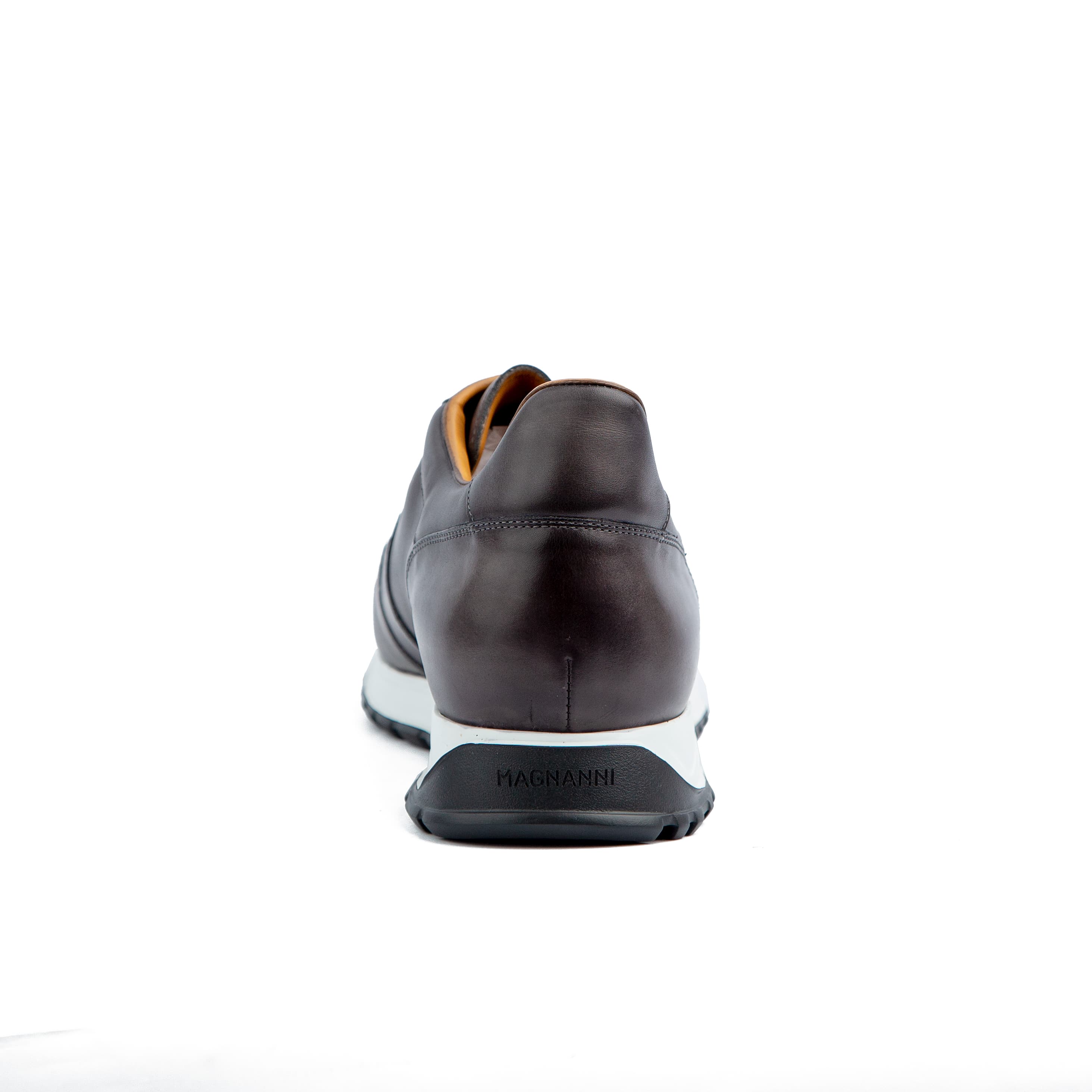 Magnanni Fado Leather Low Top Sneakers | Agu.ng