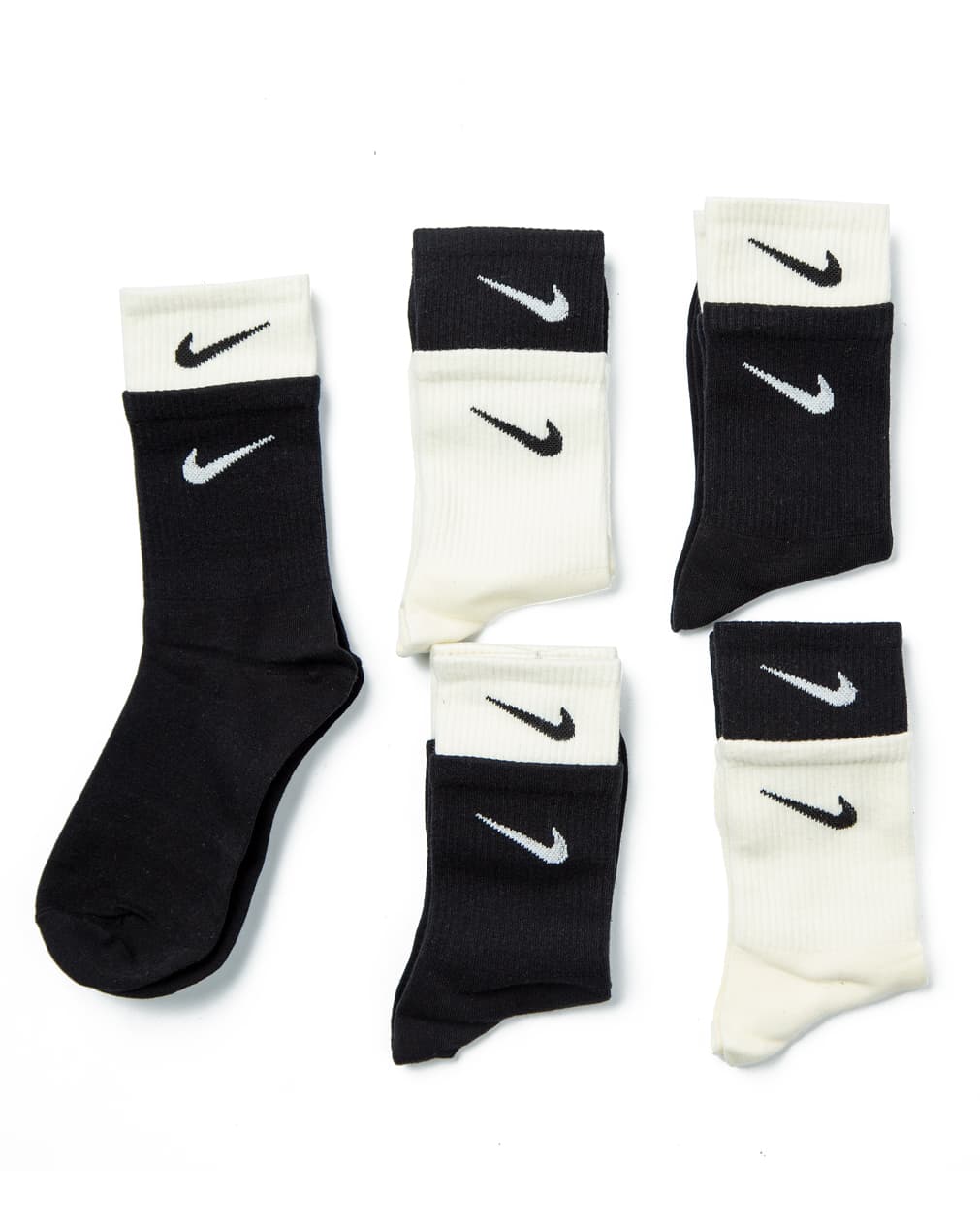 Nike Classic Black & White Swoosh Socks - 5 Pairs Gift Box | Unisex