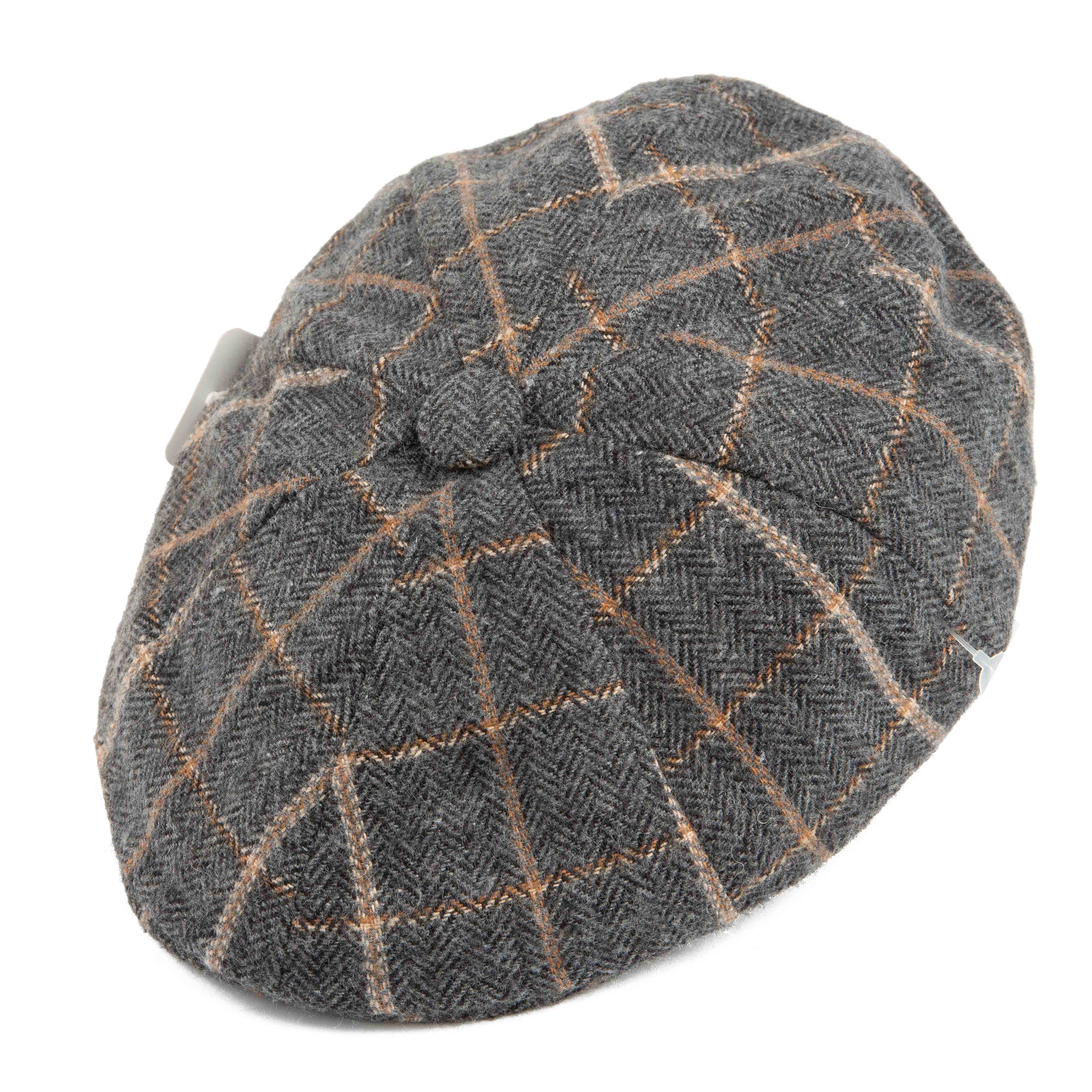 Stylish grey plaid newsboy cap for men, perfect for a vintage or sophisticated casual look.