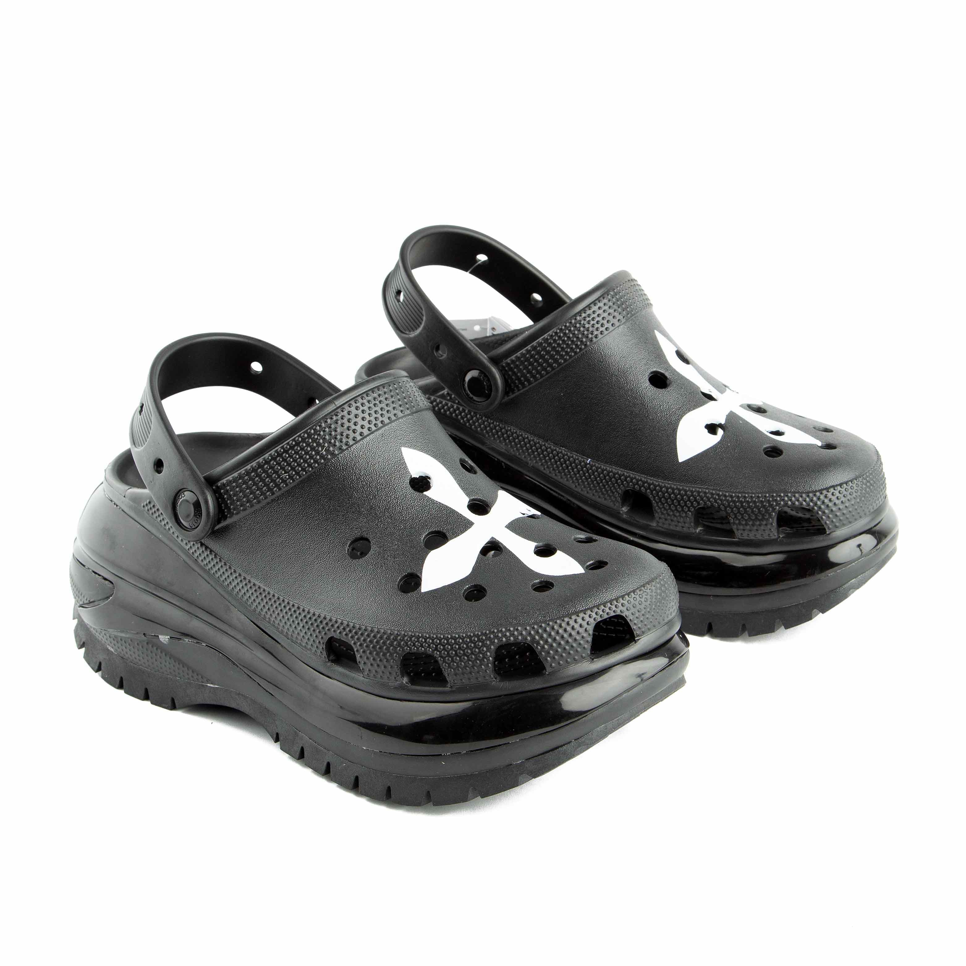 For a similar aesthetic and product type, an e-commerce website alternative could be DOLLS KILL. They often feature alternative and platform footwear.