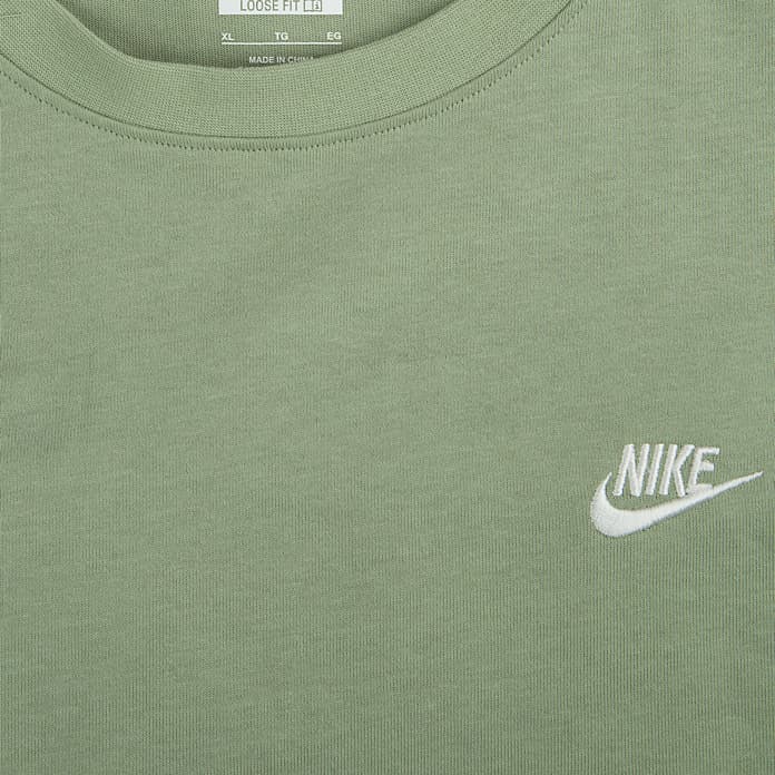Nike Men's Sportswear Club T-Shirt in Jade Horizon Green with embroidered Futura logo, classic cotton tee for everyday comfort and style.