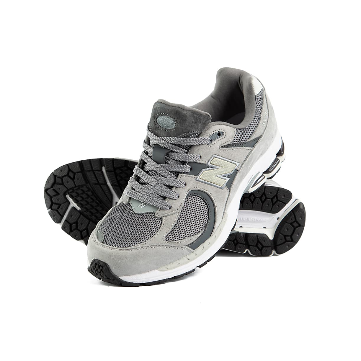 New Balance 2002R Grey Sneakers: Comfort & Retro Style