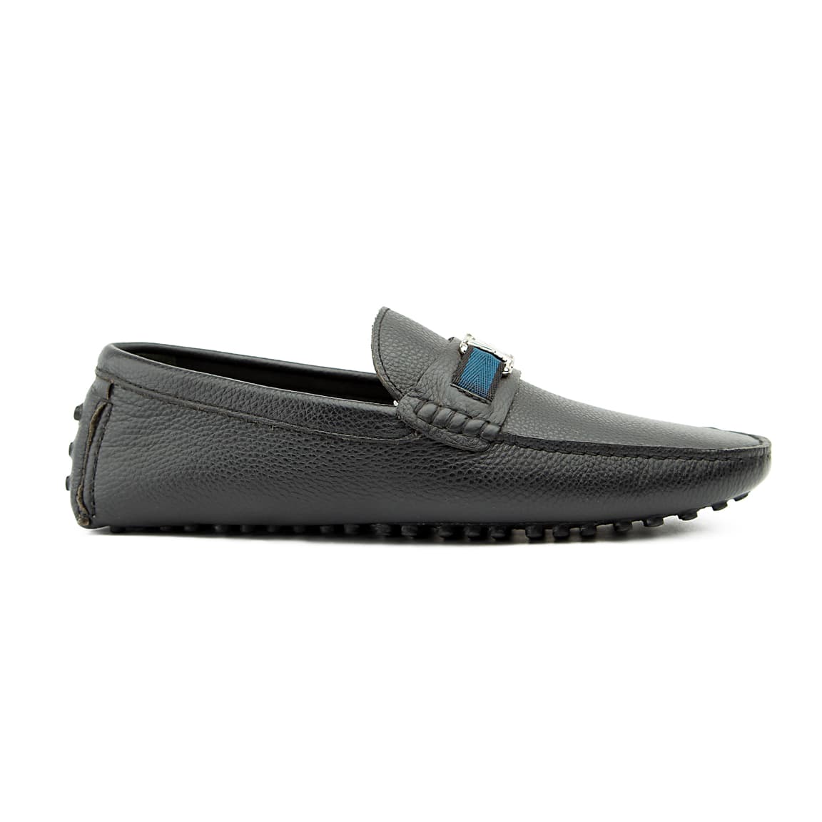 The Navy Web Roadster is an elegant and practical slip-on driving moccasin.