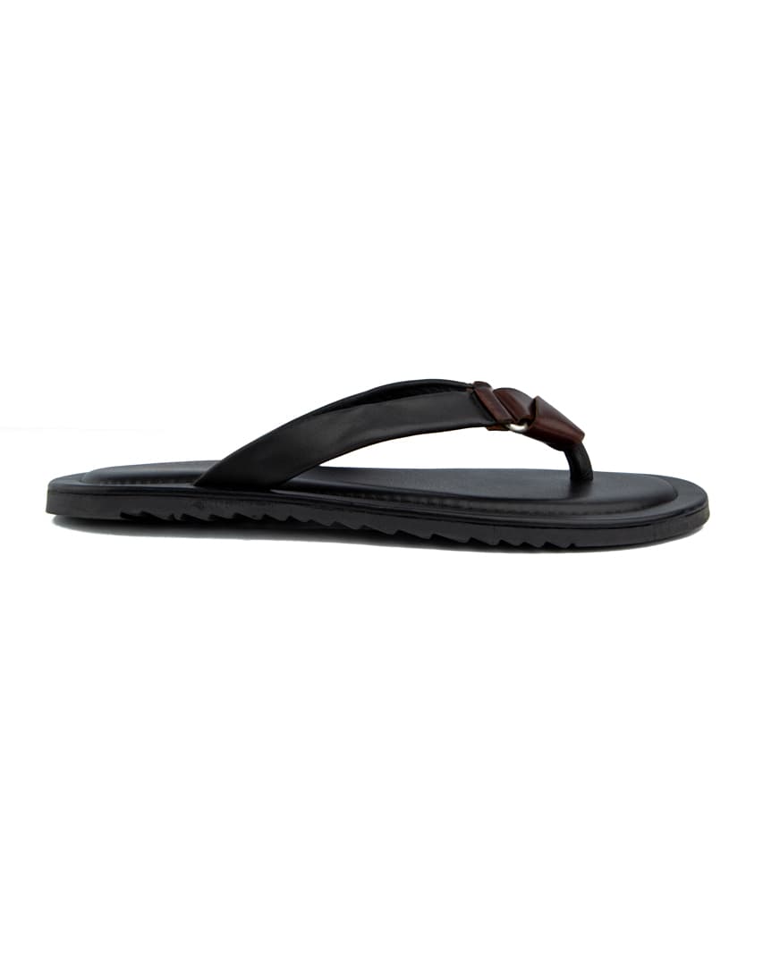 Artigiano Italian black leather thong sandals with brown contrast.