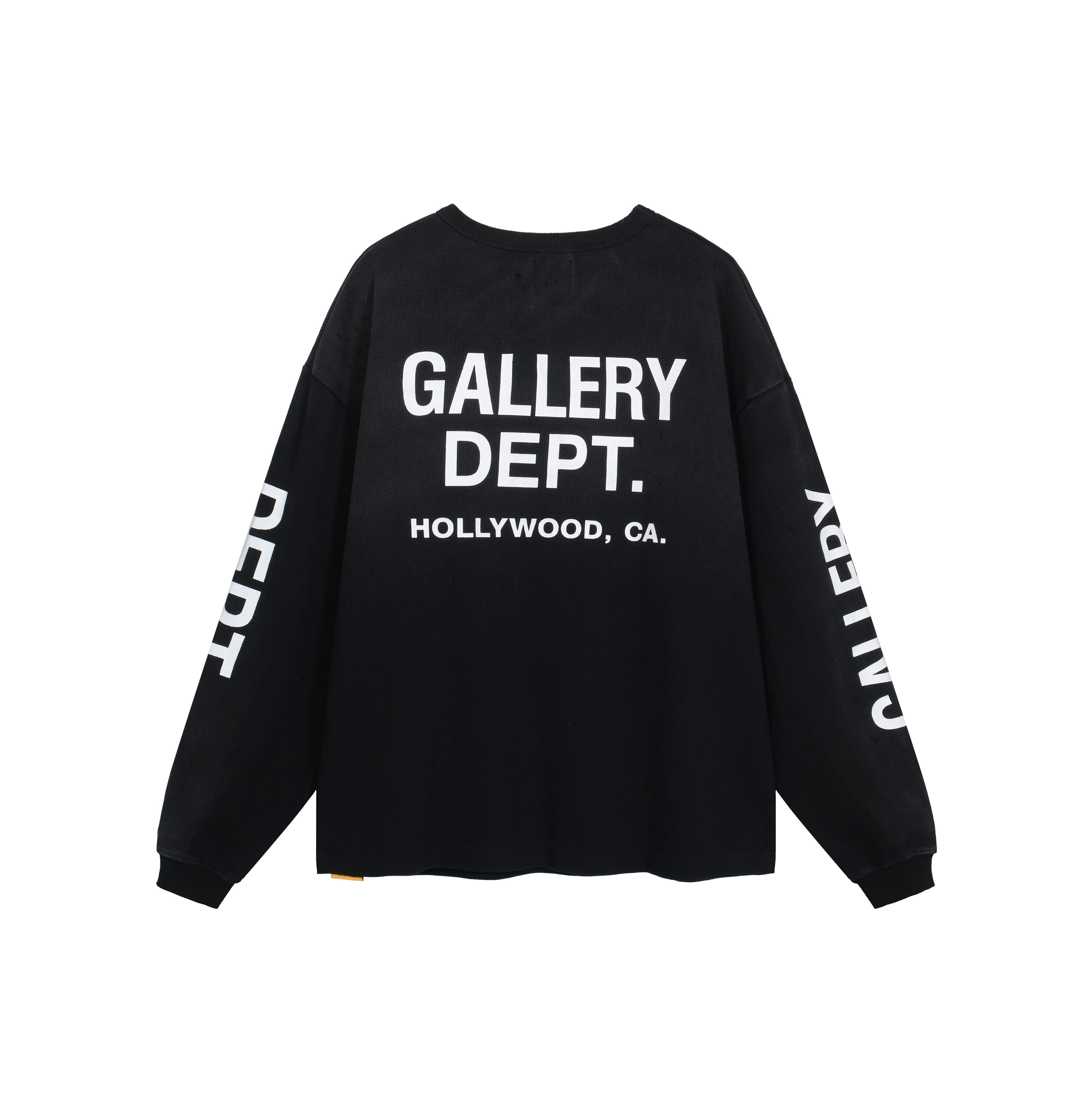 Unisex (GALLERY DEPT. apparel is typically designed with a relaxed fit suitable for all genders).