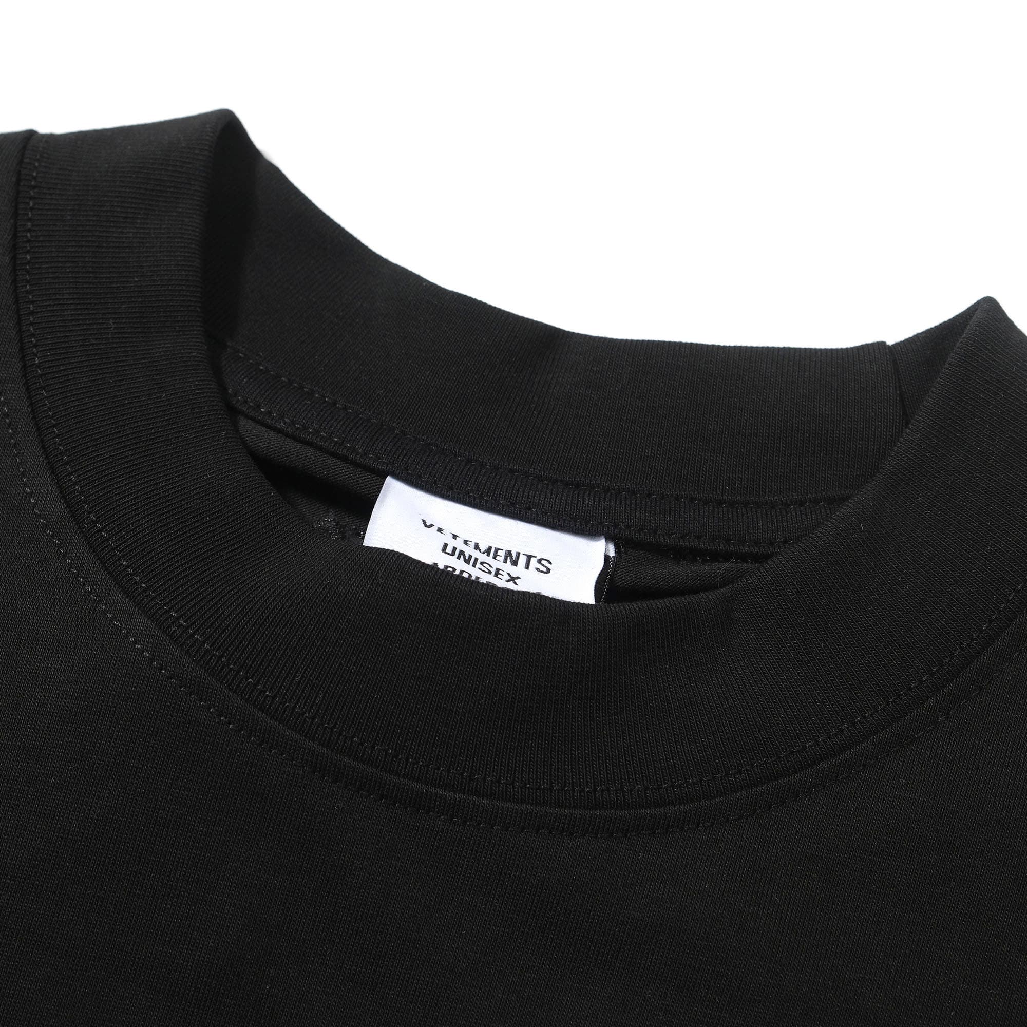 Vetements Black Oversized Seasons Script Graphic T-Shirt