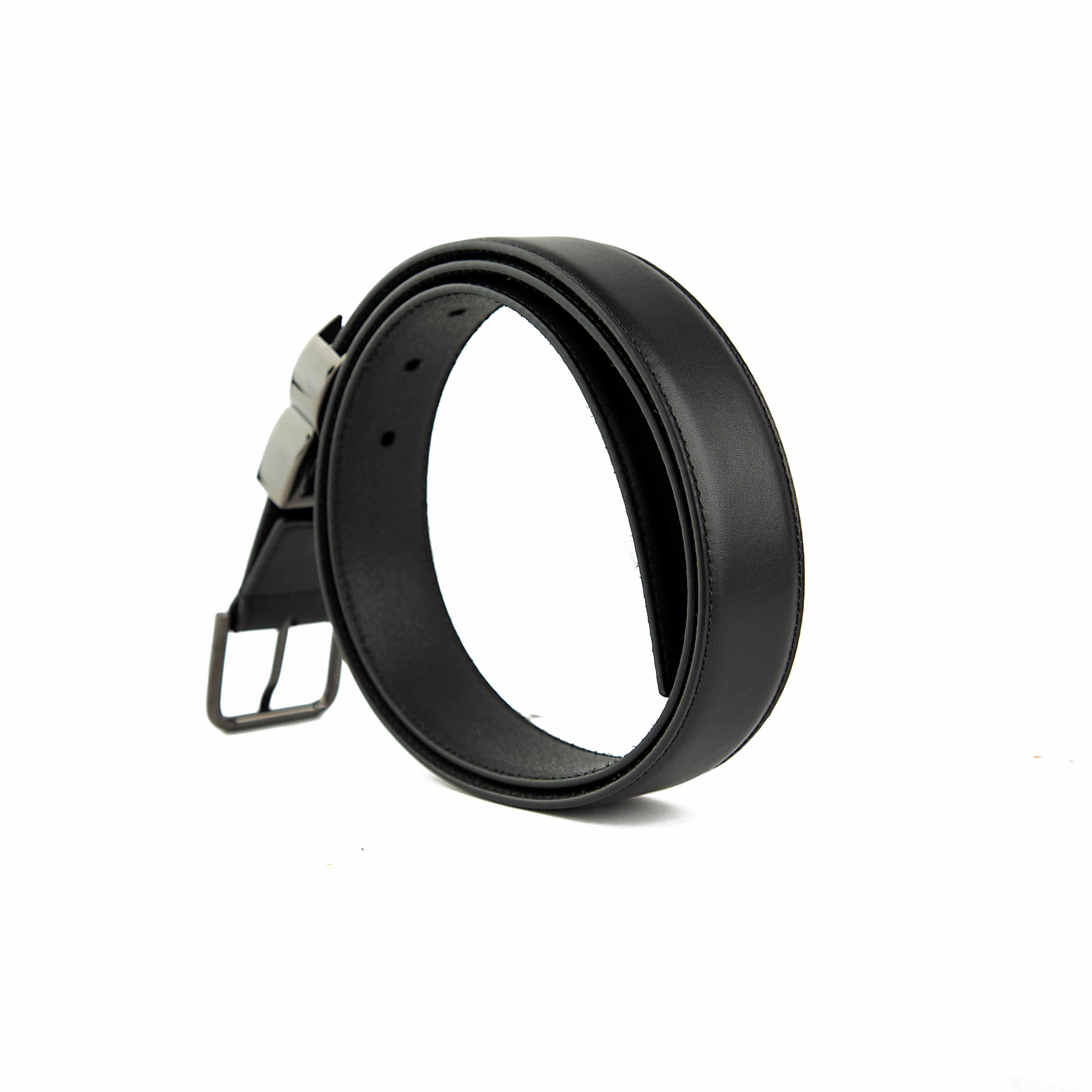 This sophisticated belt offers a unique twist on classic design with its distinctive dual-buckle system.