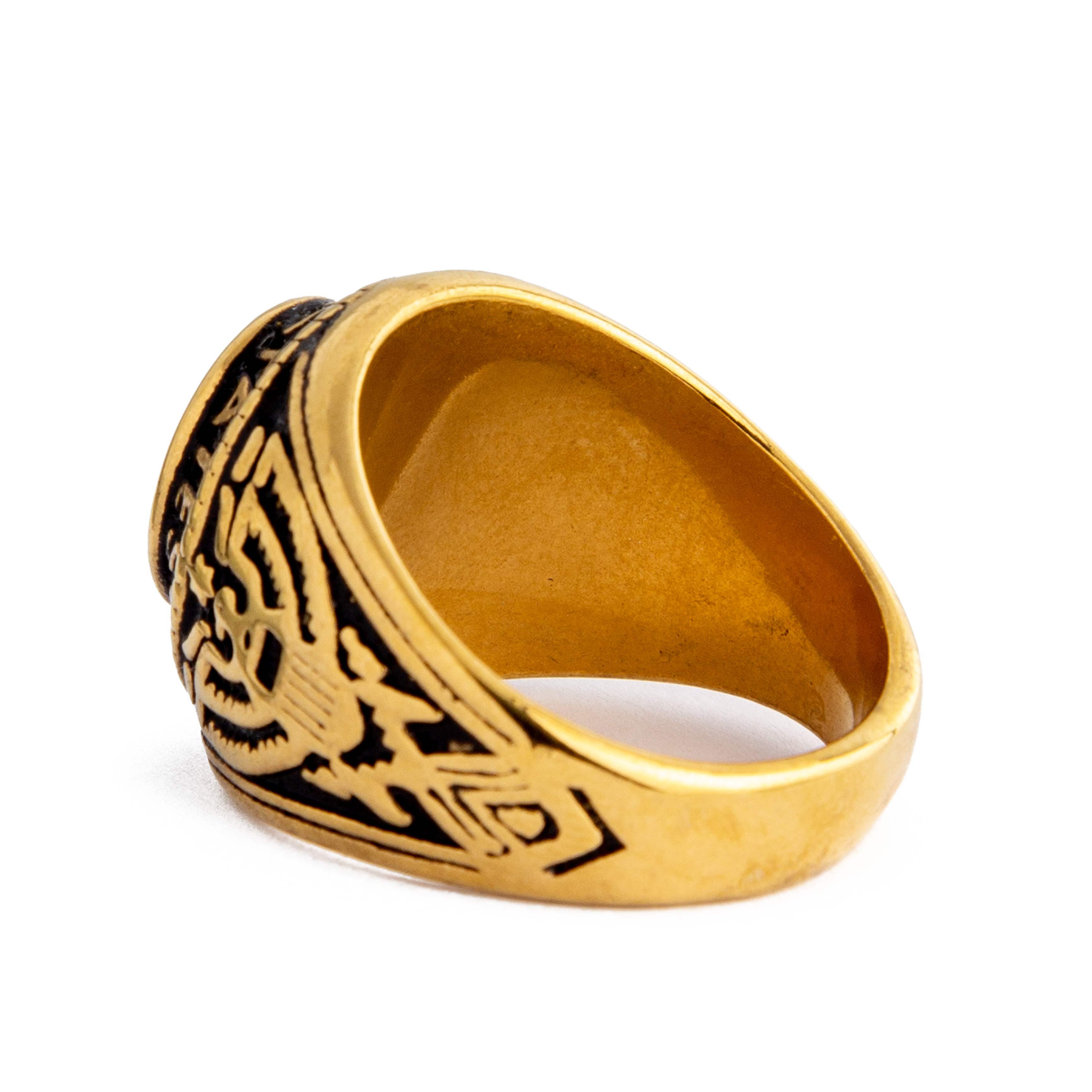 US Army Military Ring with Green Stone, gold-toned band, patriotic design.