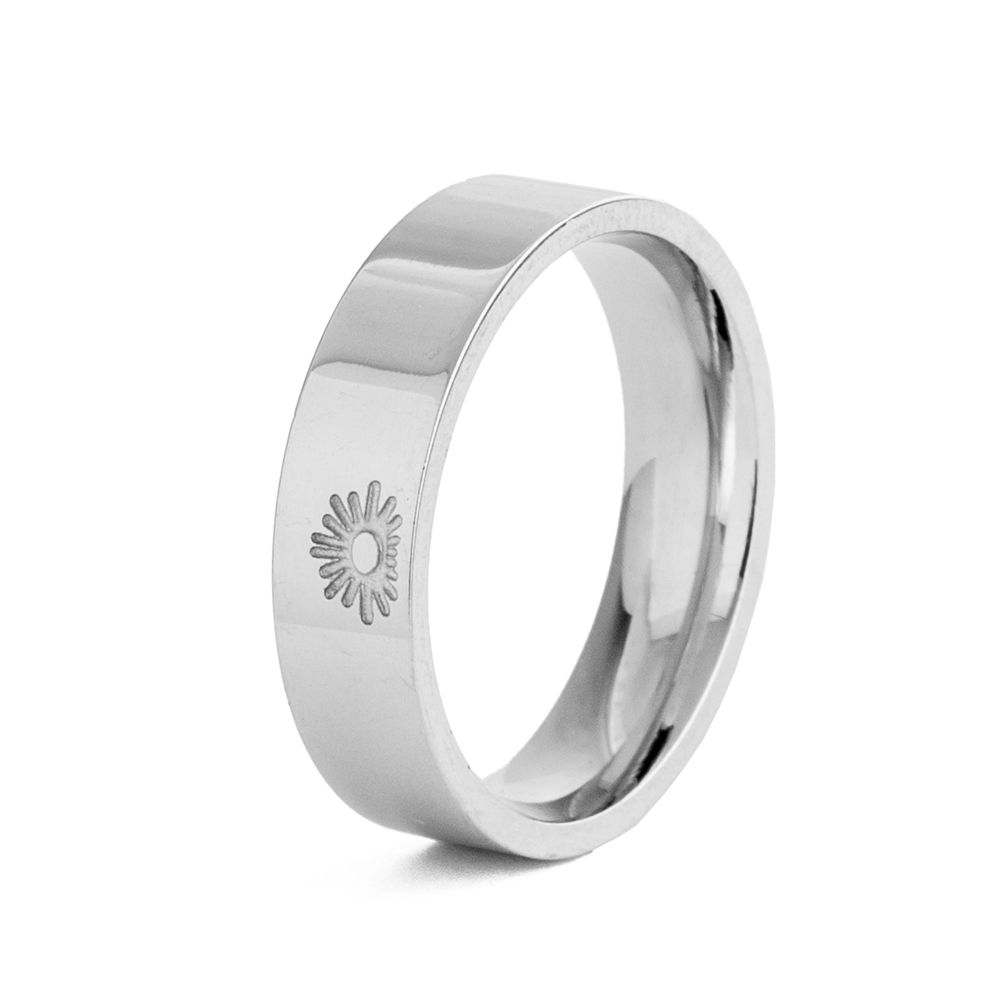 Solar Engraved Band Ring