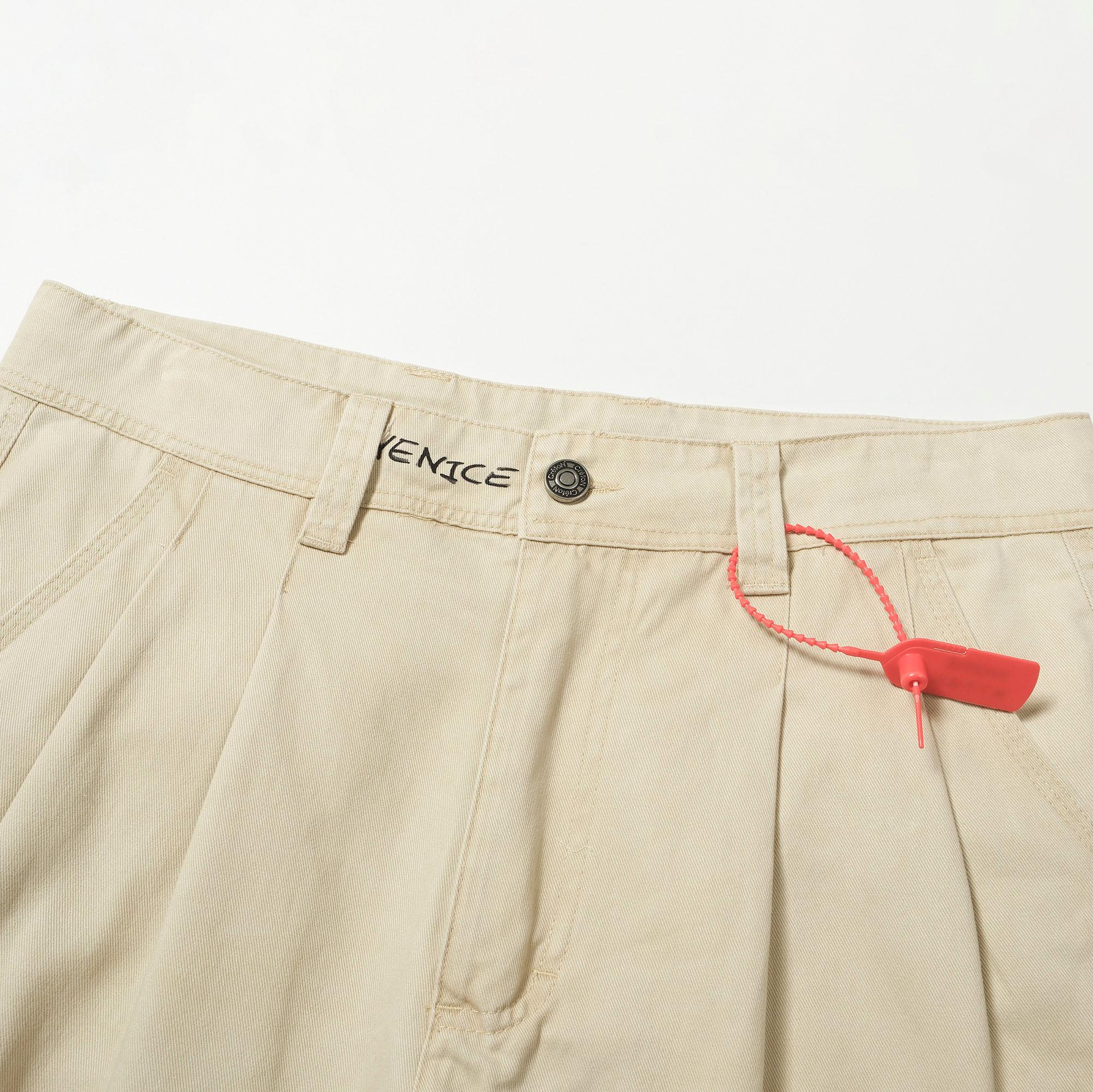 ERL Venice Pleated Work Shorts - Sand Beige Raw Hem