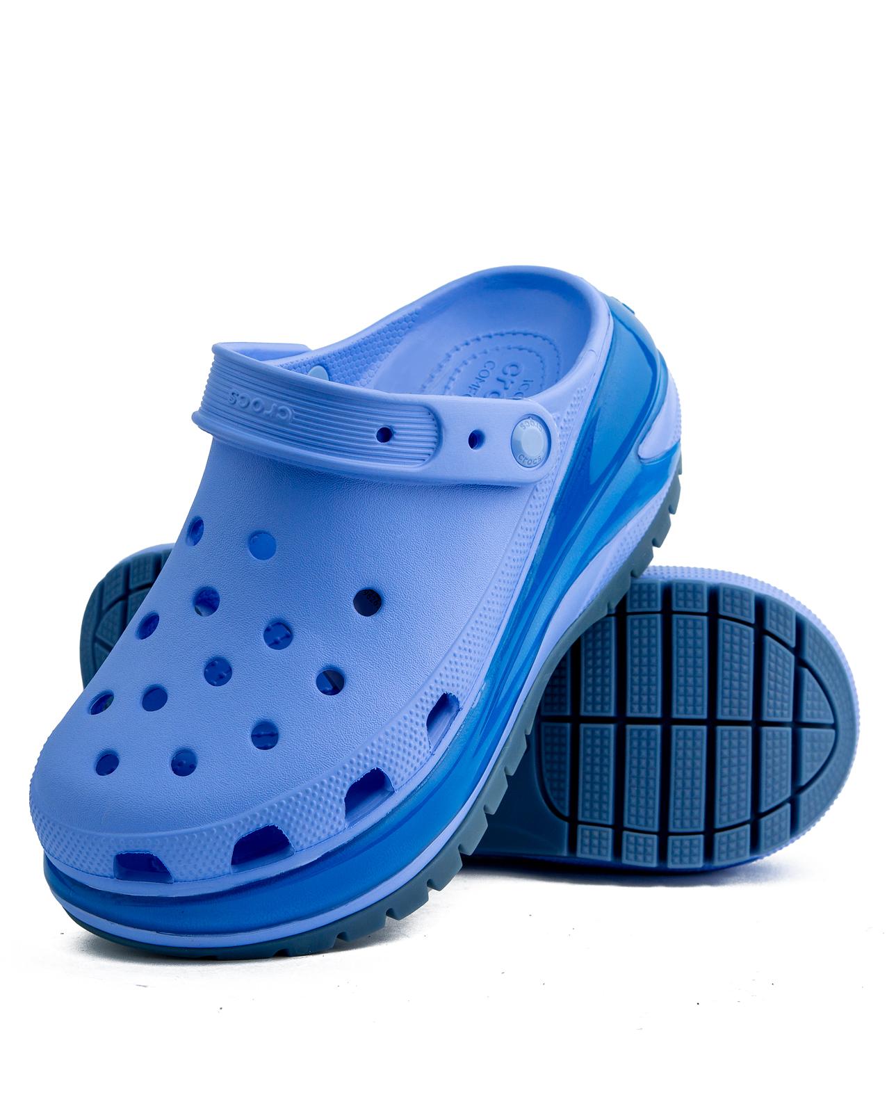 Light Blue Unisex Platform Clogs – Comfortable, breathable, and stylish slip-on shoes for casual wear.