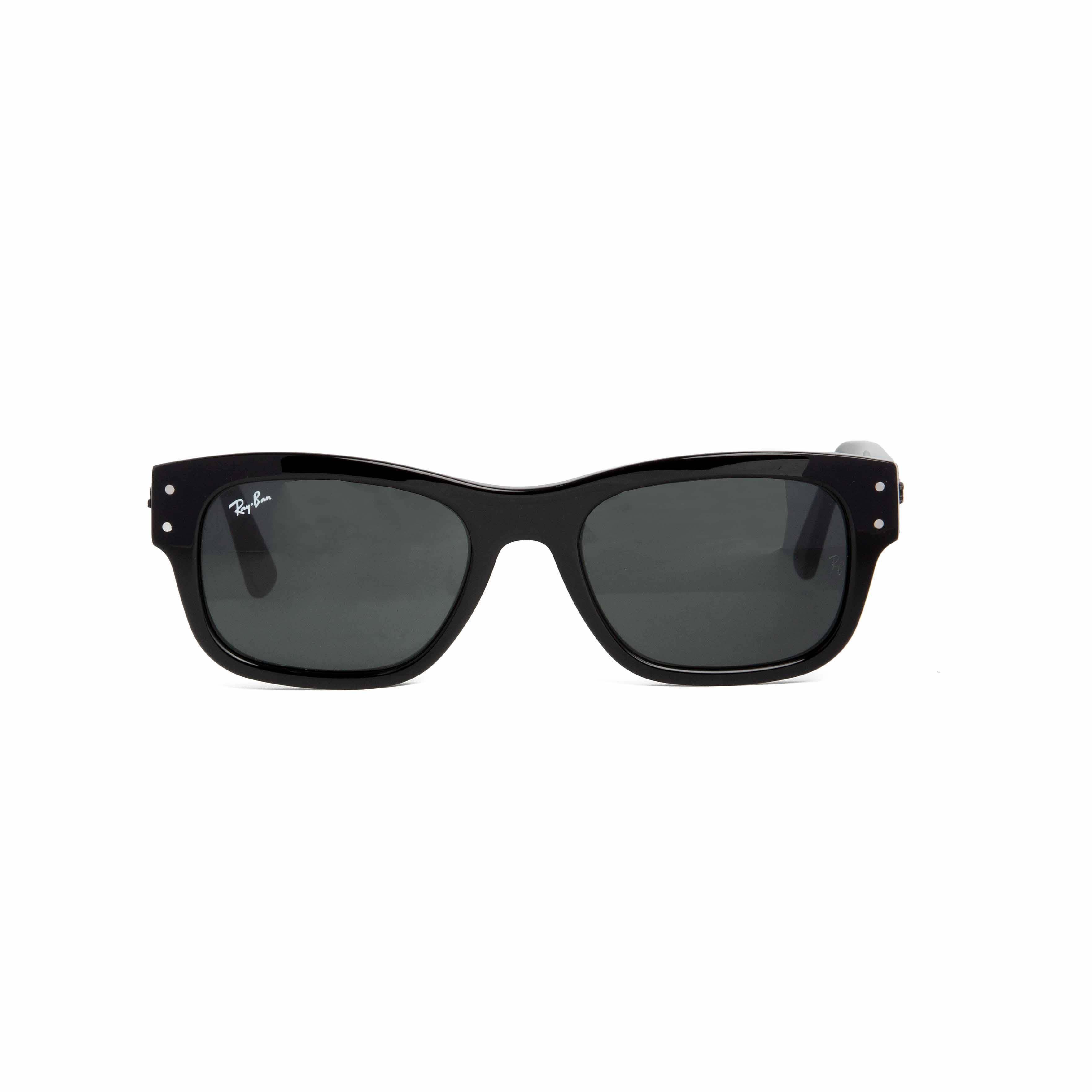 Classic Ray-Ban Wayfarer II Sunglasses - Black Frame with Dark Grey Lenses - Iconic Unisex Style"