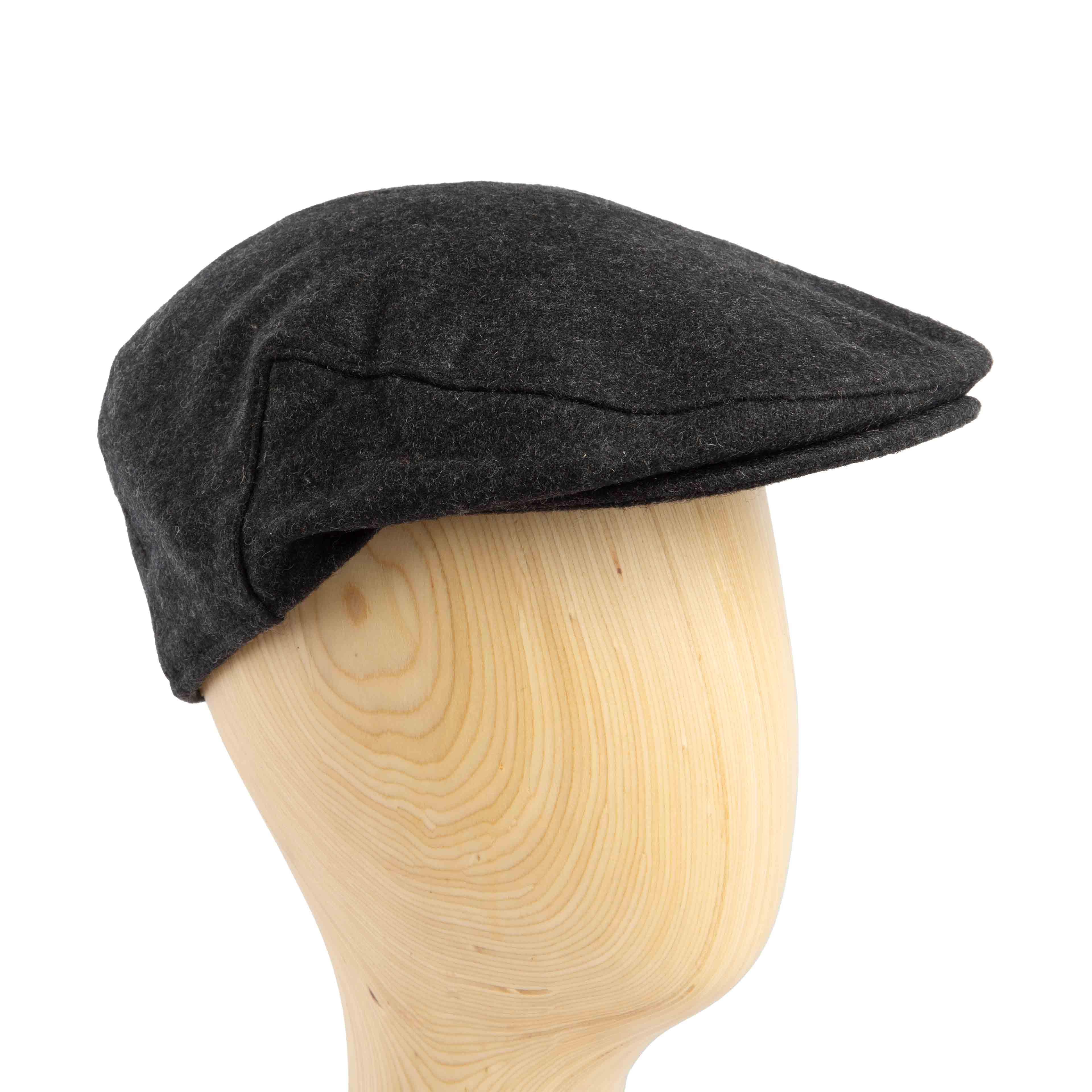 Stylish dark grey flat cap for men, perfect for casual or smart-casual wear.