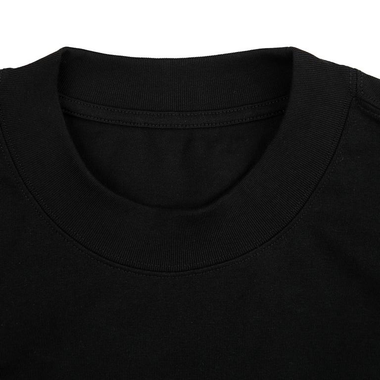 Express yourself with the Agu & Sons Ltd  S25 T-shirt. Premium cotton, bold style, and fit for everyday inspiration.