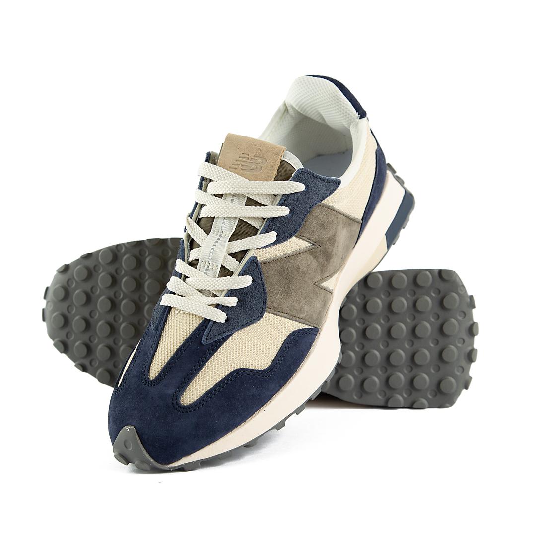 Step out in style with New Balance 327 'Beige Navy' sneakers. Fusing 70s heritage with modern design, enjoy comfort and a bold look.