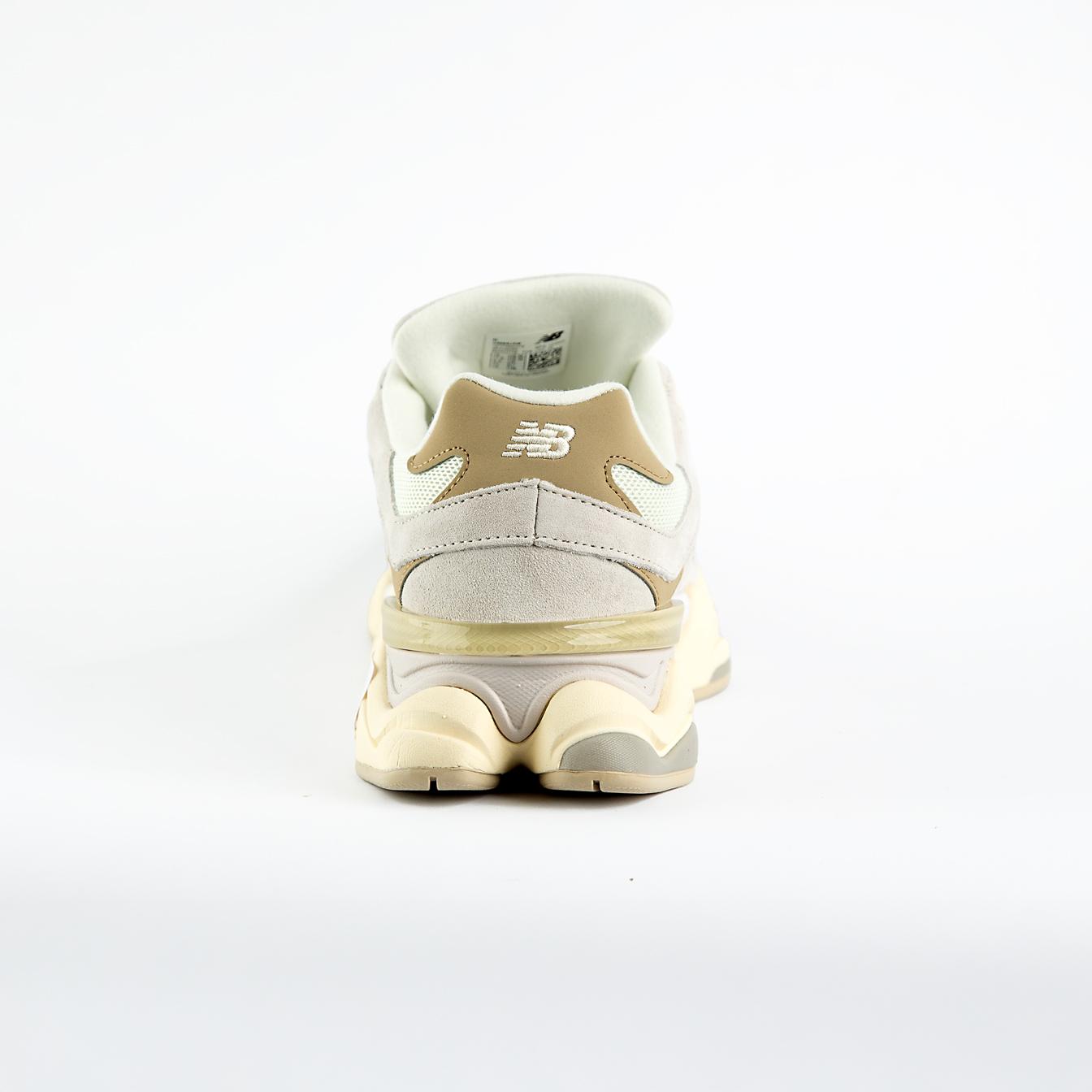 New Balance 9060 Unisex Lifestyle Sneakers – Moonbeam