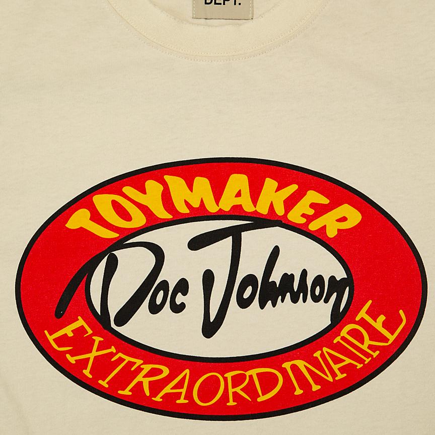 This is a short-sleeve, crew-neck T-shirt from the brand GALLERY DEPT. The garment features a prominent vintage-style, oval graphic print on the front.