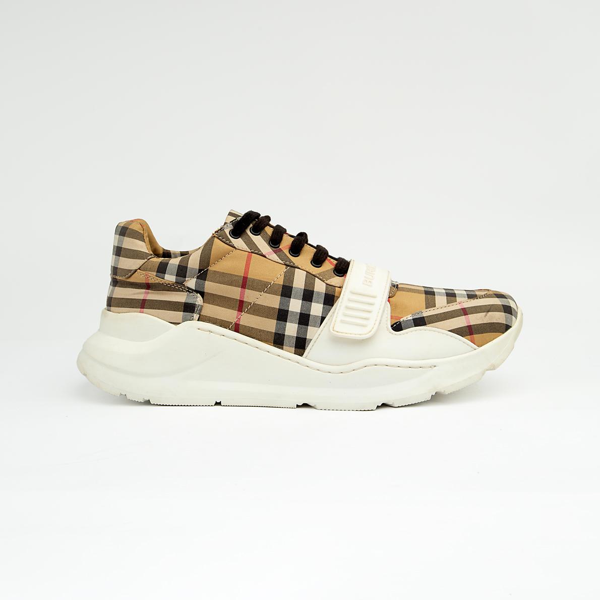 Heritage Check Leather and Mesh Sneakers with Velcro Strap in Beige and Black.