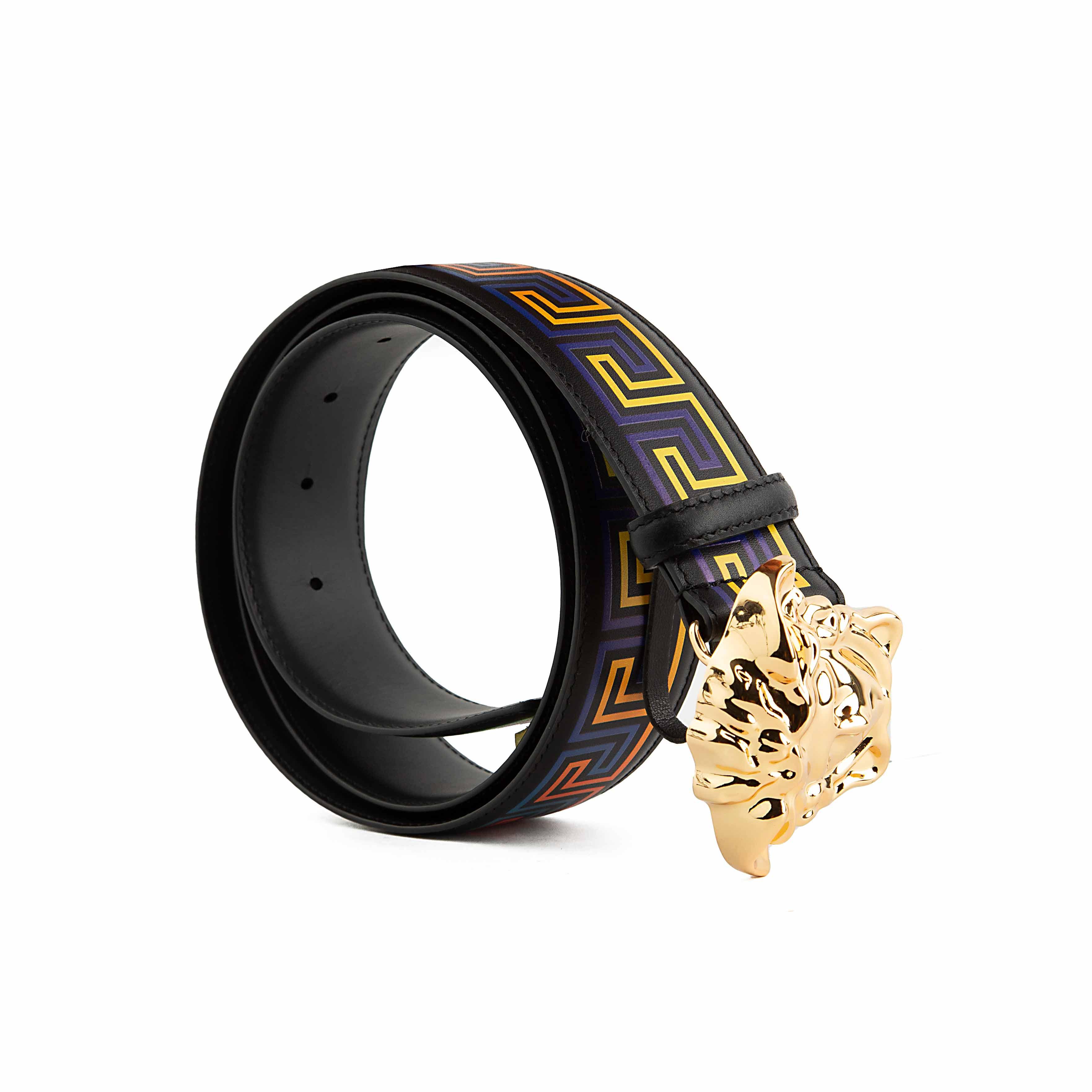 This luxury Black Leather Belt is a bold, high-fashion accessory defined by its vibrant detailing and signature design.