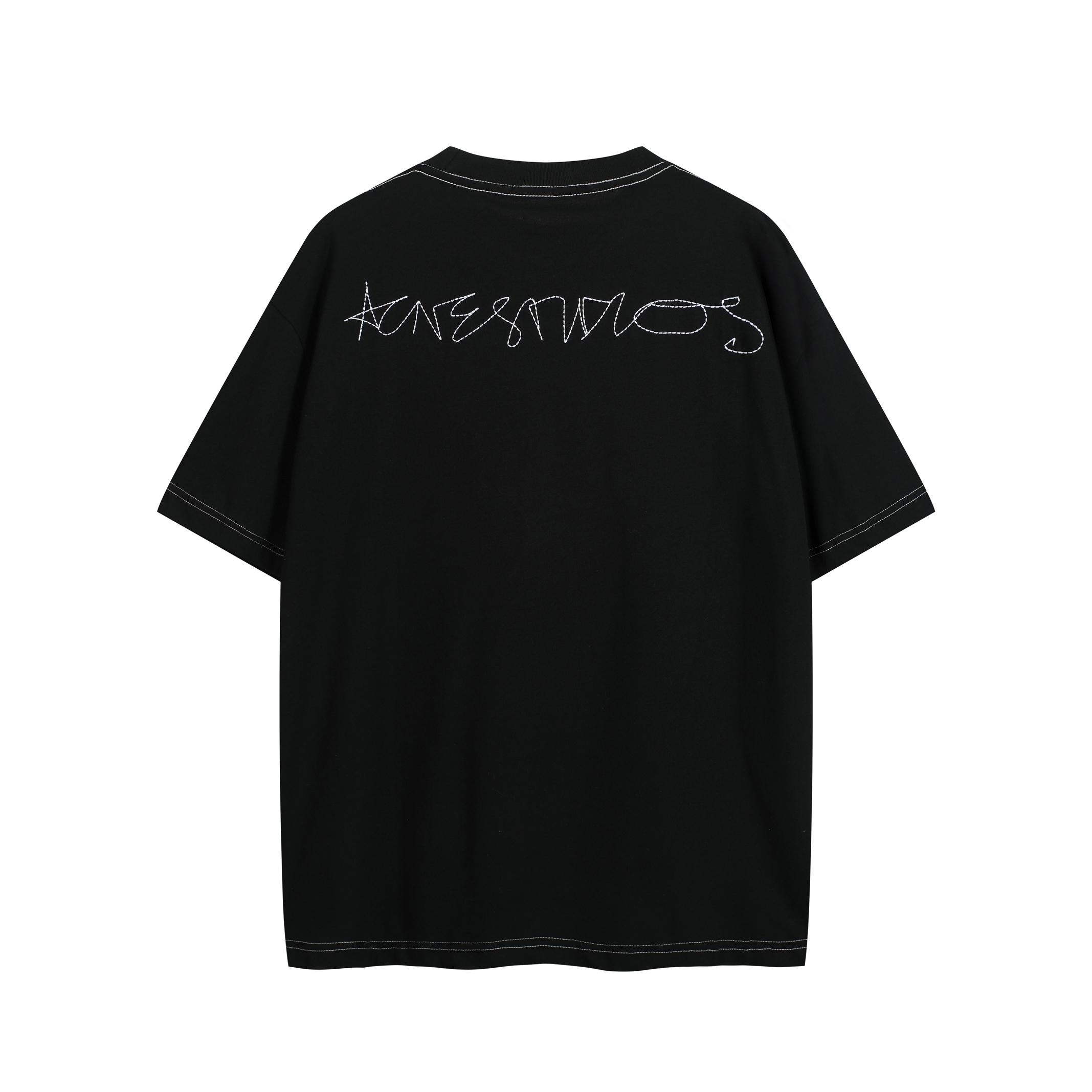 Rock Eagle Joker & Harley Quinn Selfie T-Shirt, 11606- Black