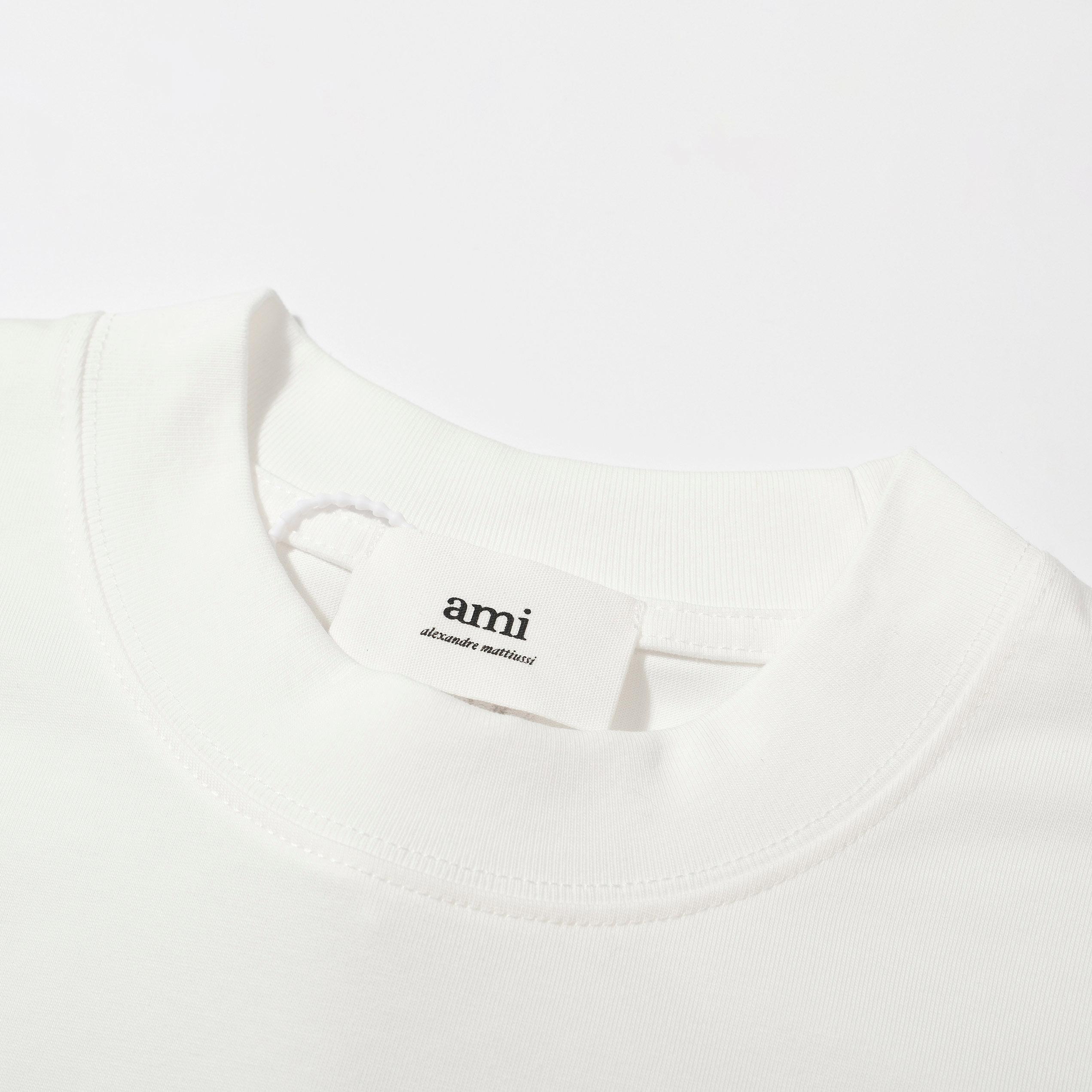 AMI Paris Ami De Coeur T-Shirt - White Red Heart Unisex Tee