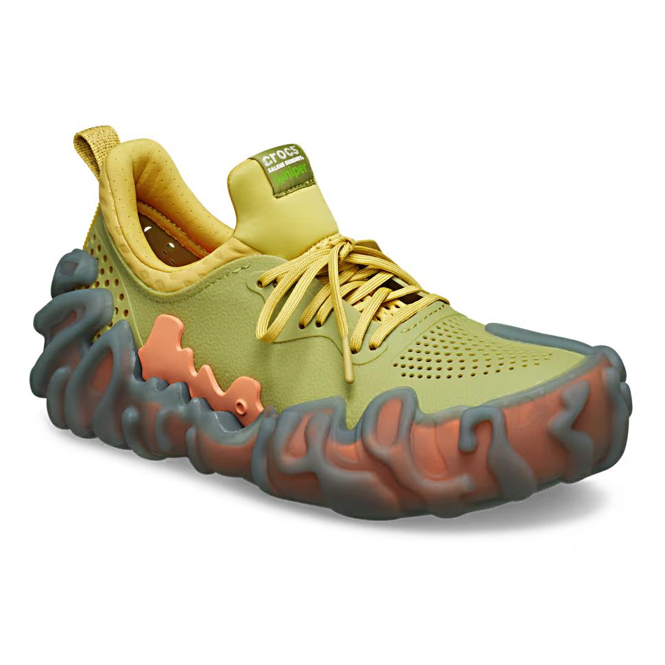 Salehe Bembury x Crocs Juniper  Sneaker. Experience unique design, breathable comfort, and fingerprint traction.