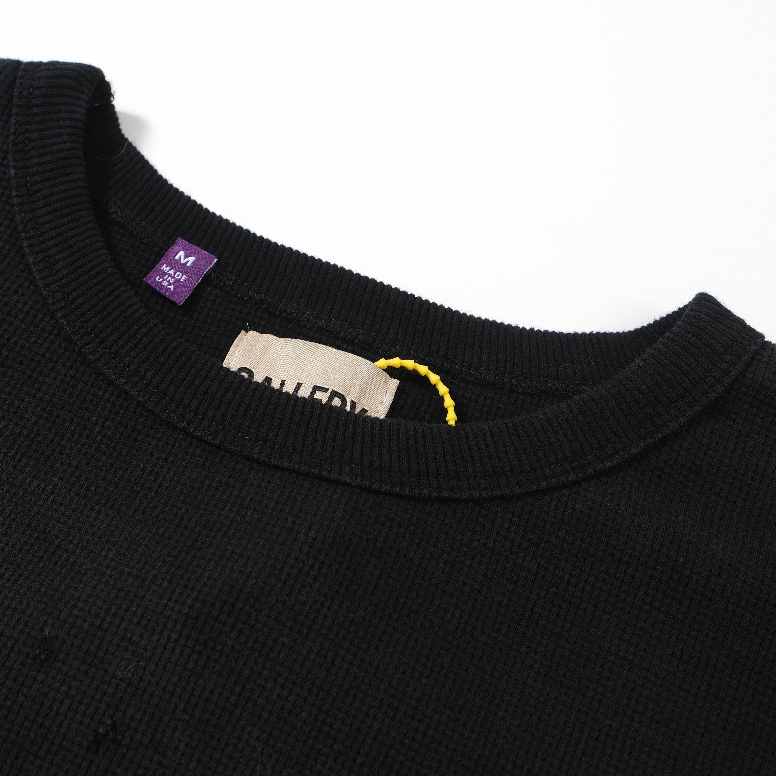 Unisex (GALLERY DEPT. apparel is typically designed with a relaxed fit suitable for all genders).