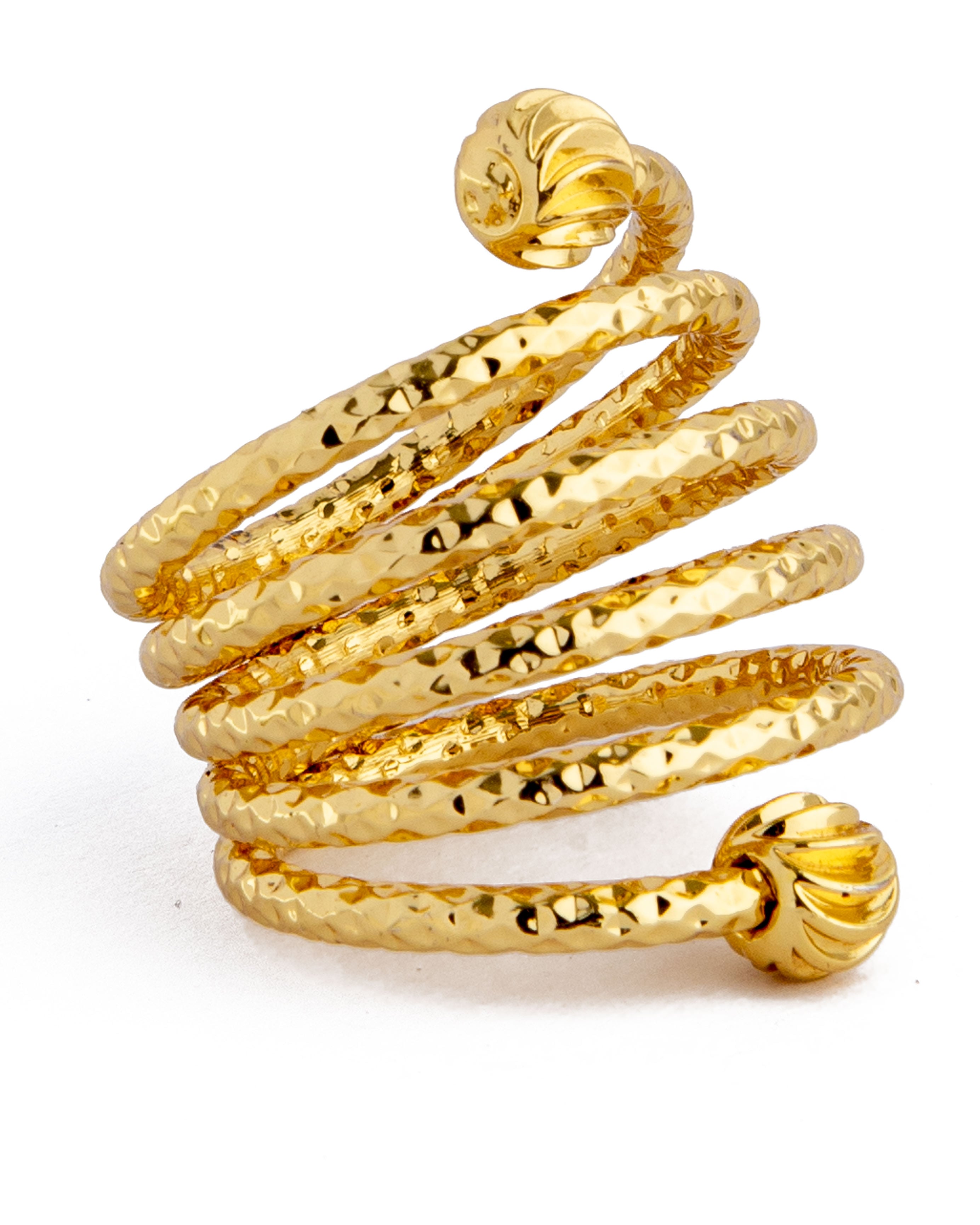 Textured spiral gold unisex ring with hammered finish and designer tips