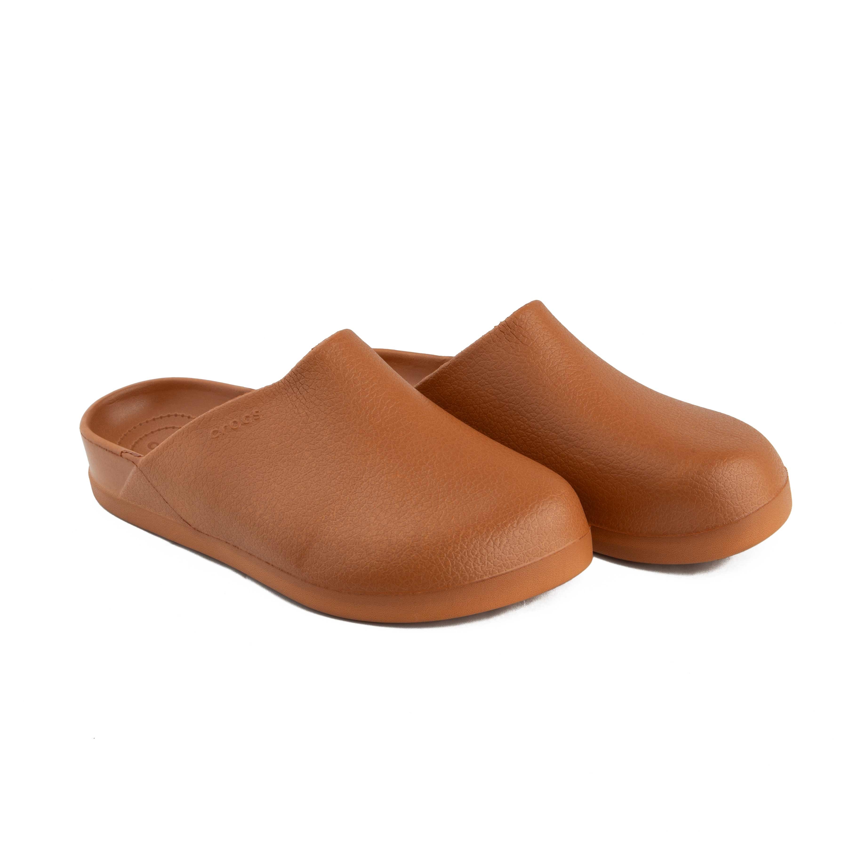 Unisex brown Crocs Bistro Clogs for supreme comfort and practicality. 