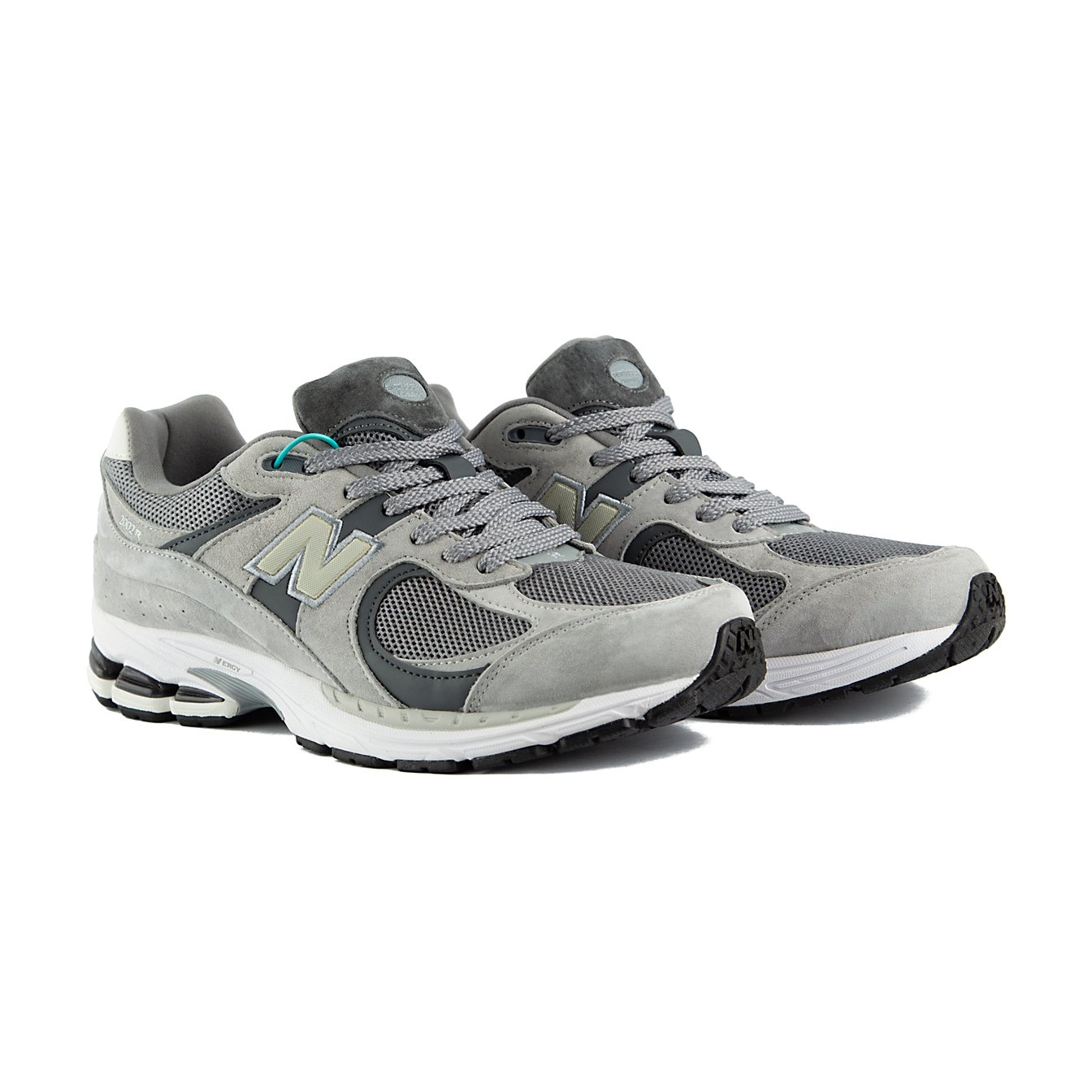 New Balance 2002R Grey Sneakers: Comfort & Retro Style