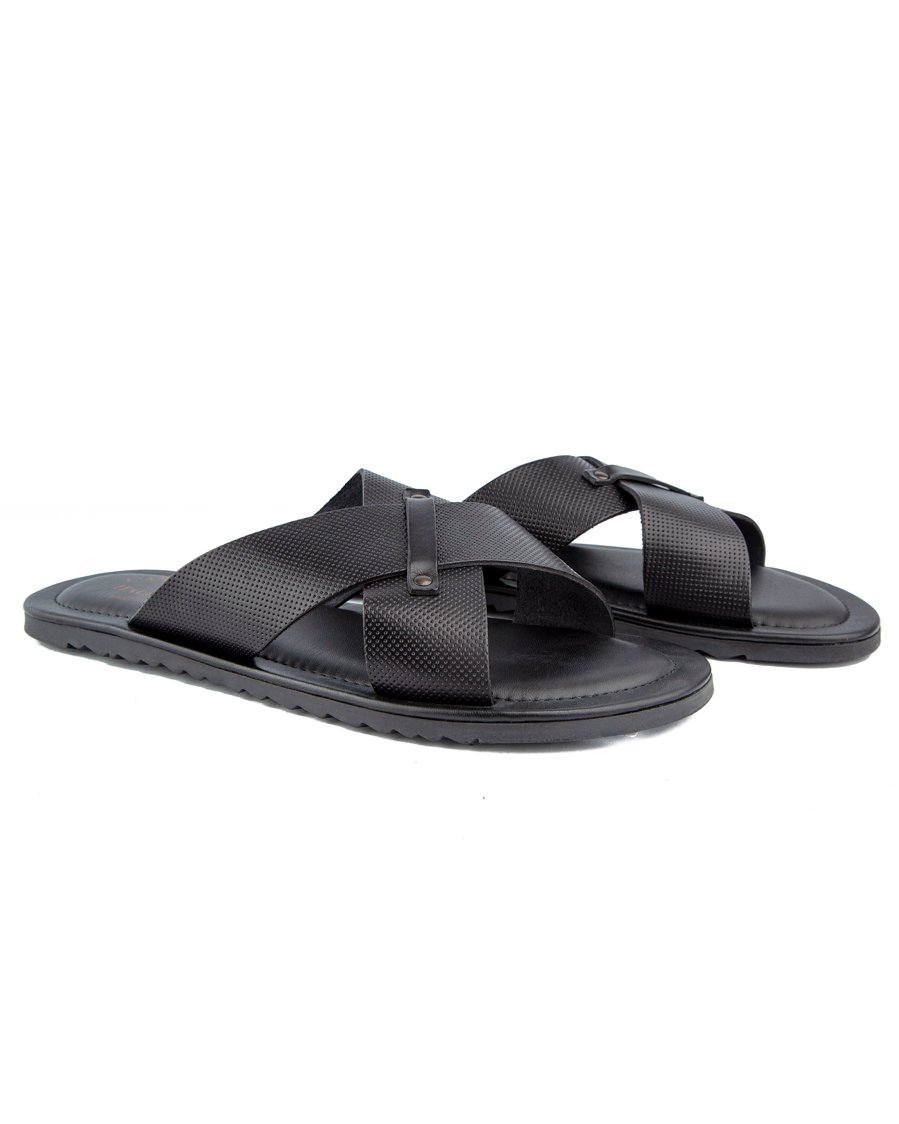 Black Leather Cross-Strap Sandals – Stylish & Comfortable