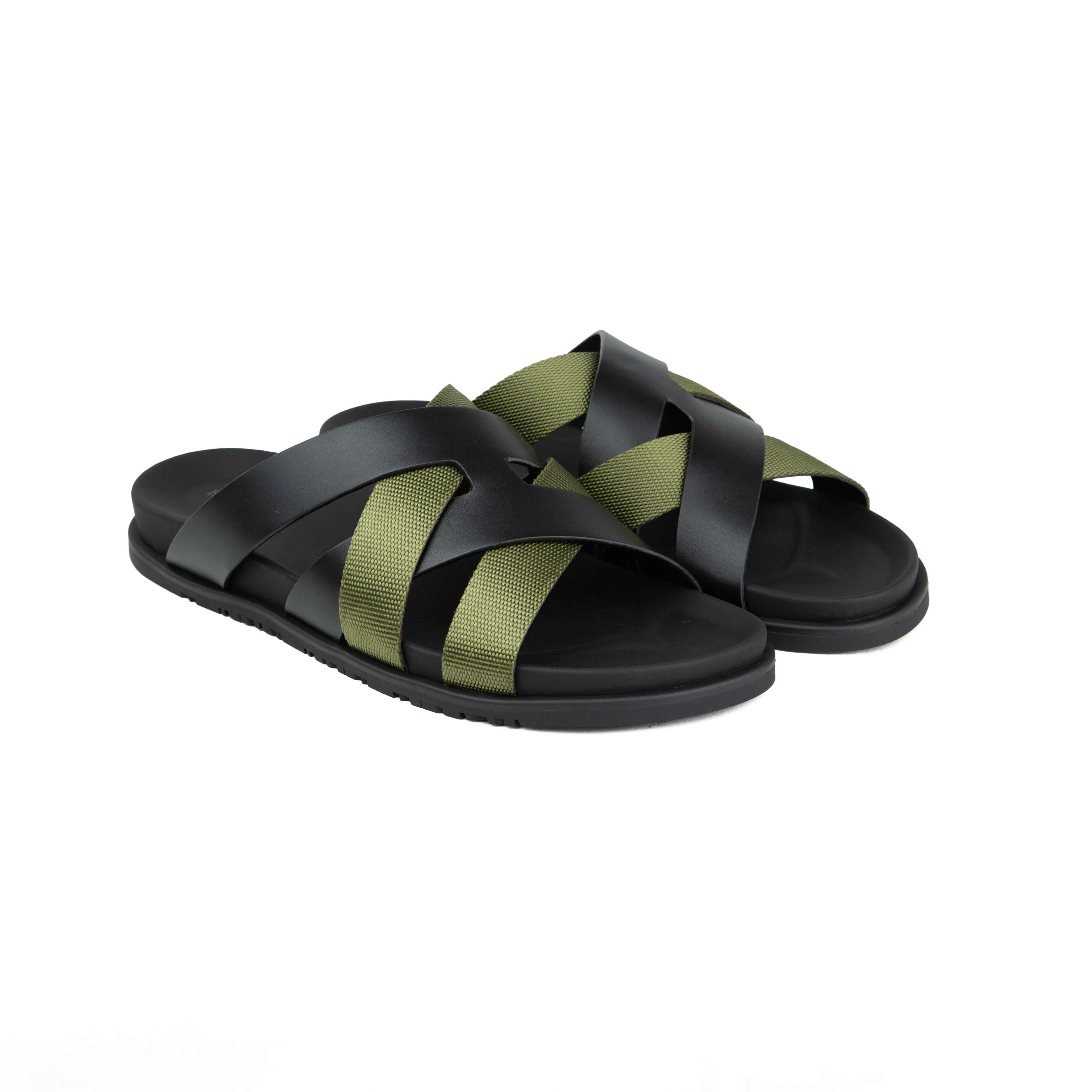 Hermès Chypre Sandals - Cognac Textured Leather Lug Sole