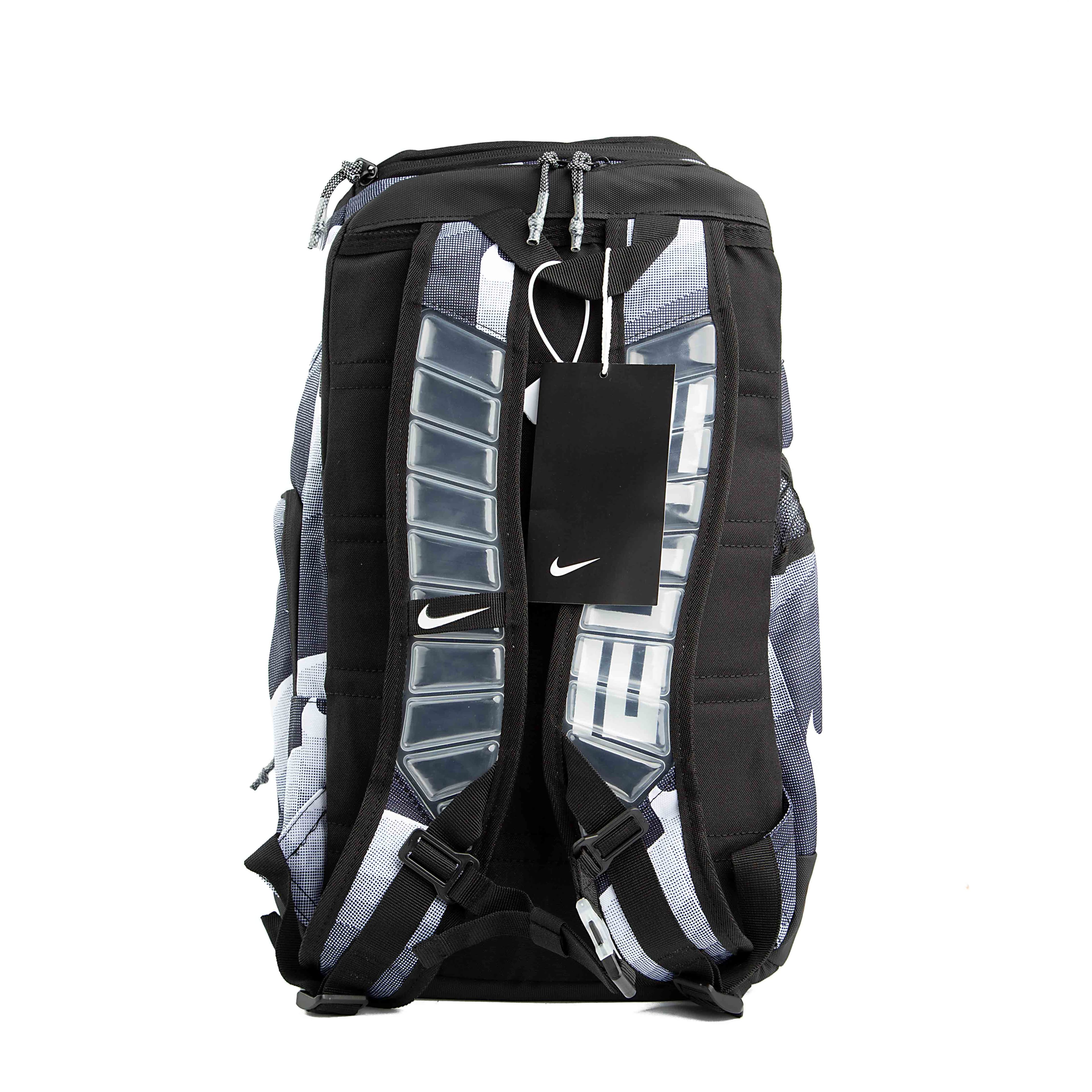 Shop the Nike Elite Pro basketball backpack.