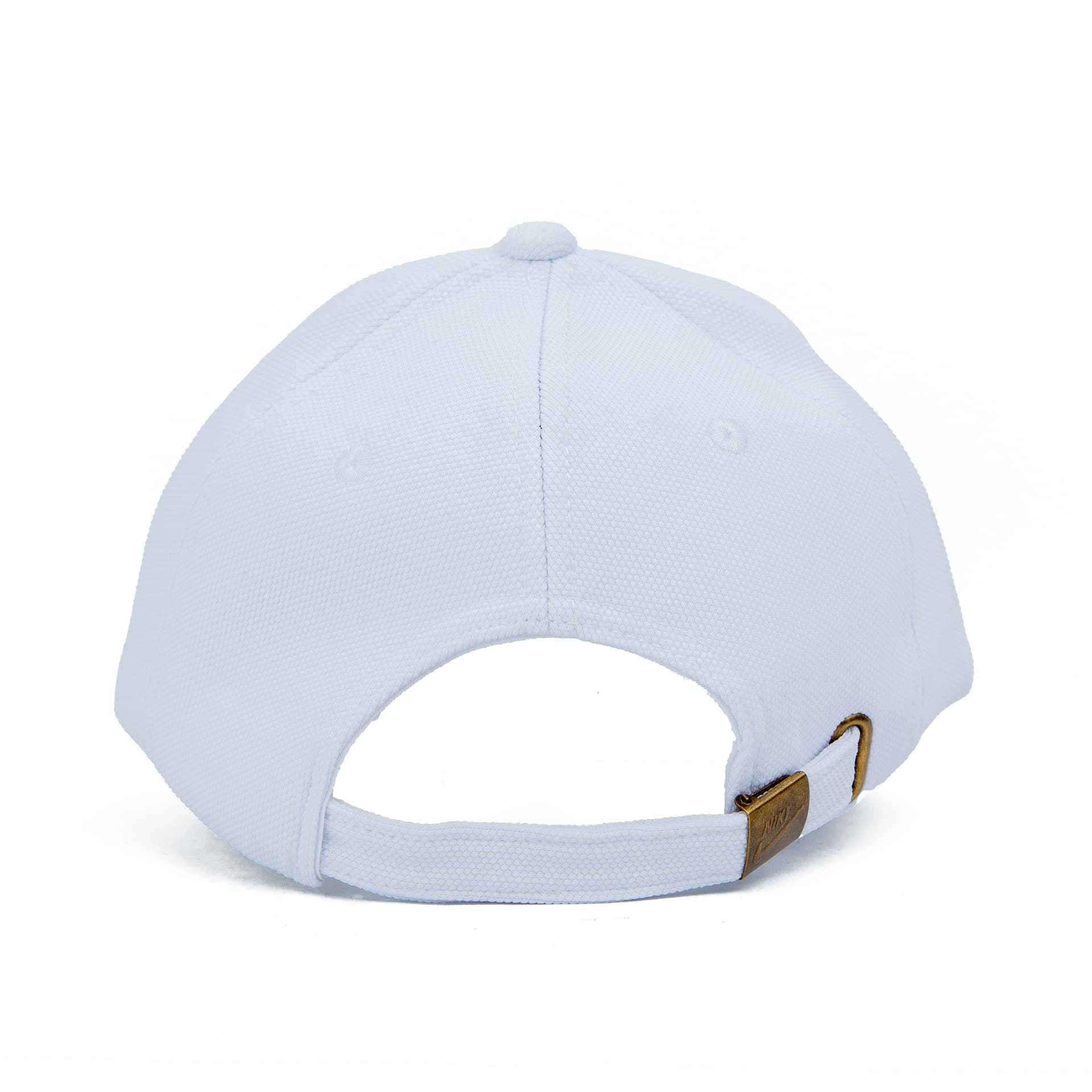 Swoosh Cap | White | Classic & Stylish